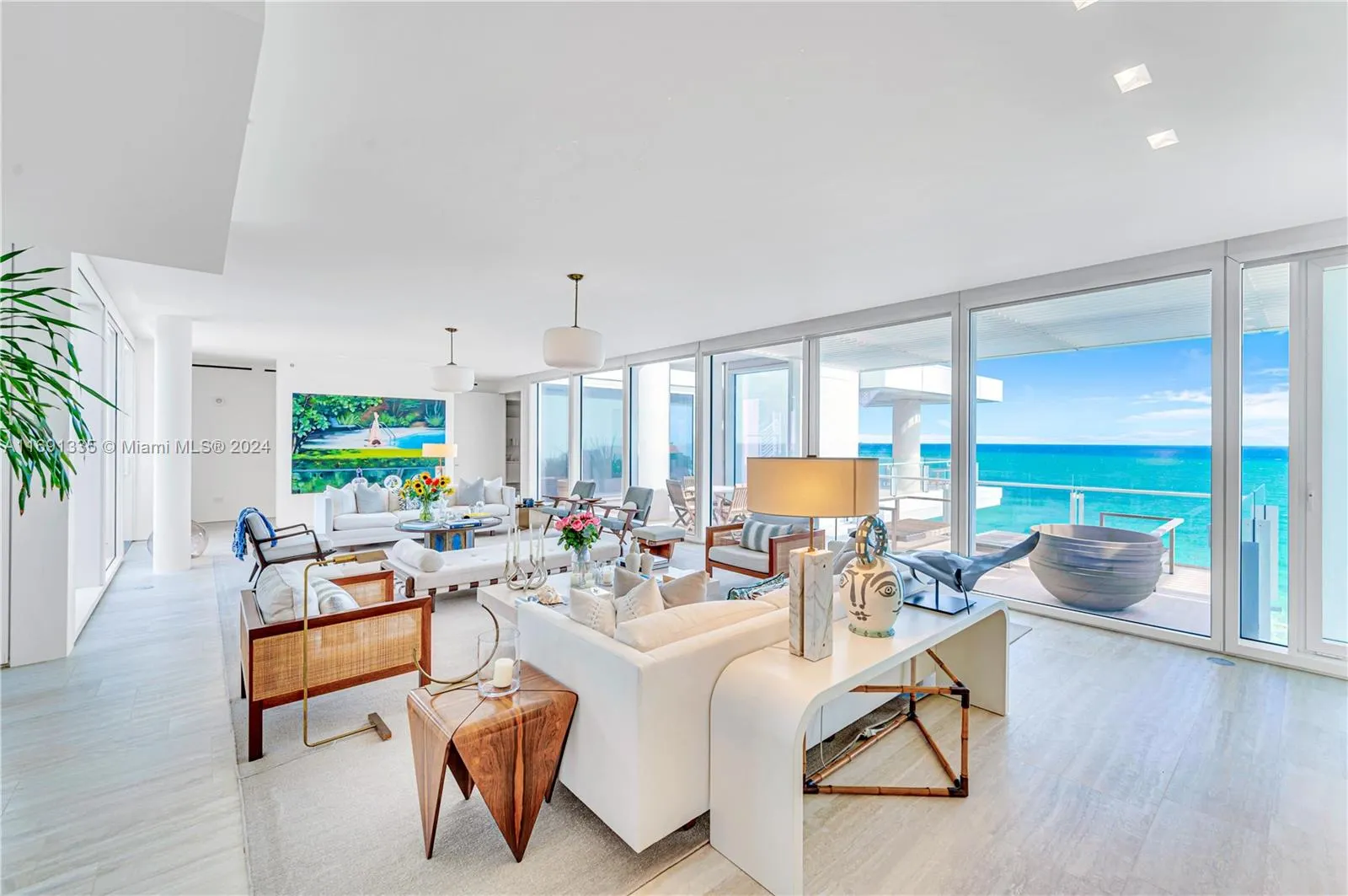 9111 Collins Ave, #N-PH6