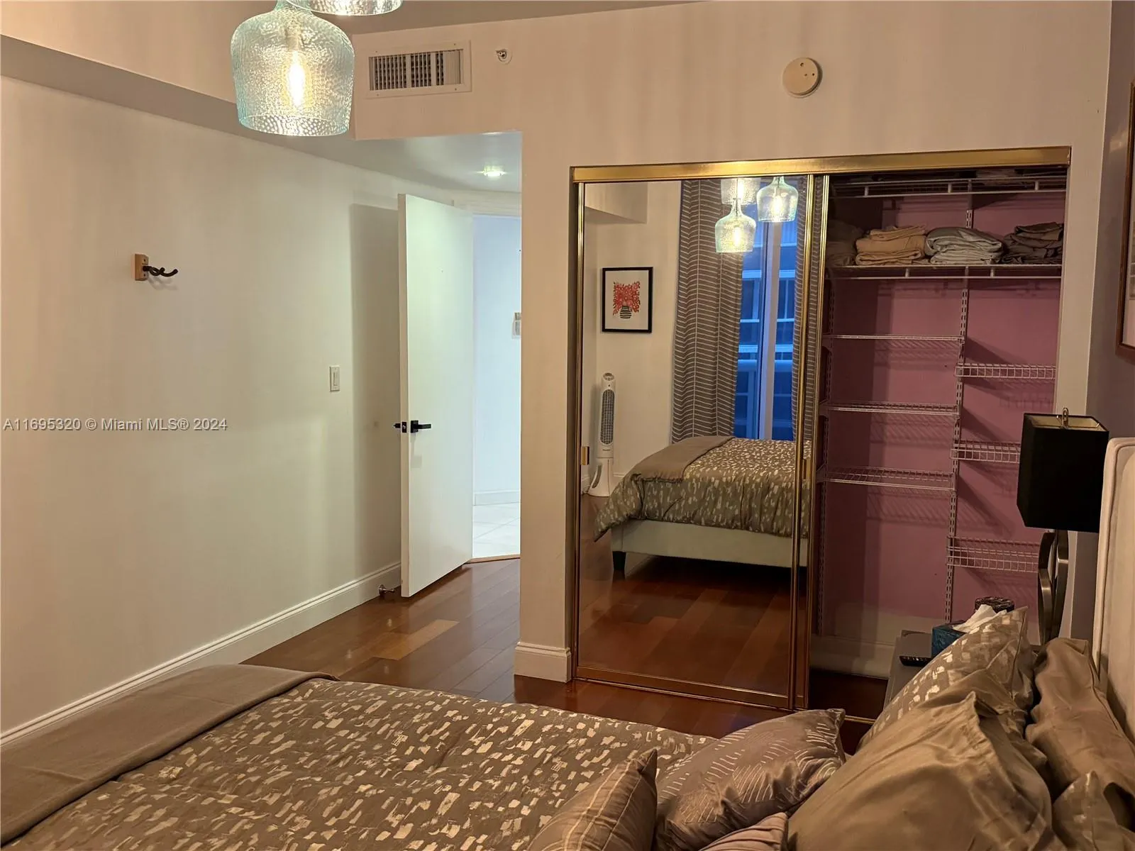 9559 Collins Ave, #S6-C