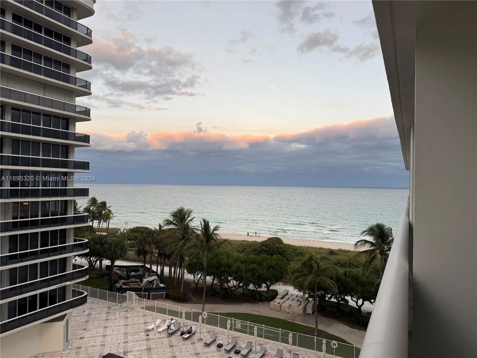9559 Collins Ave, #S6-C