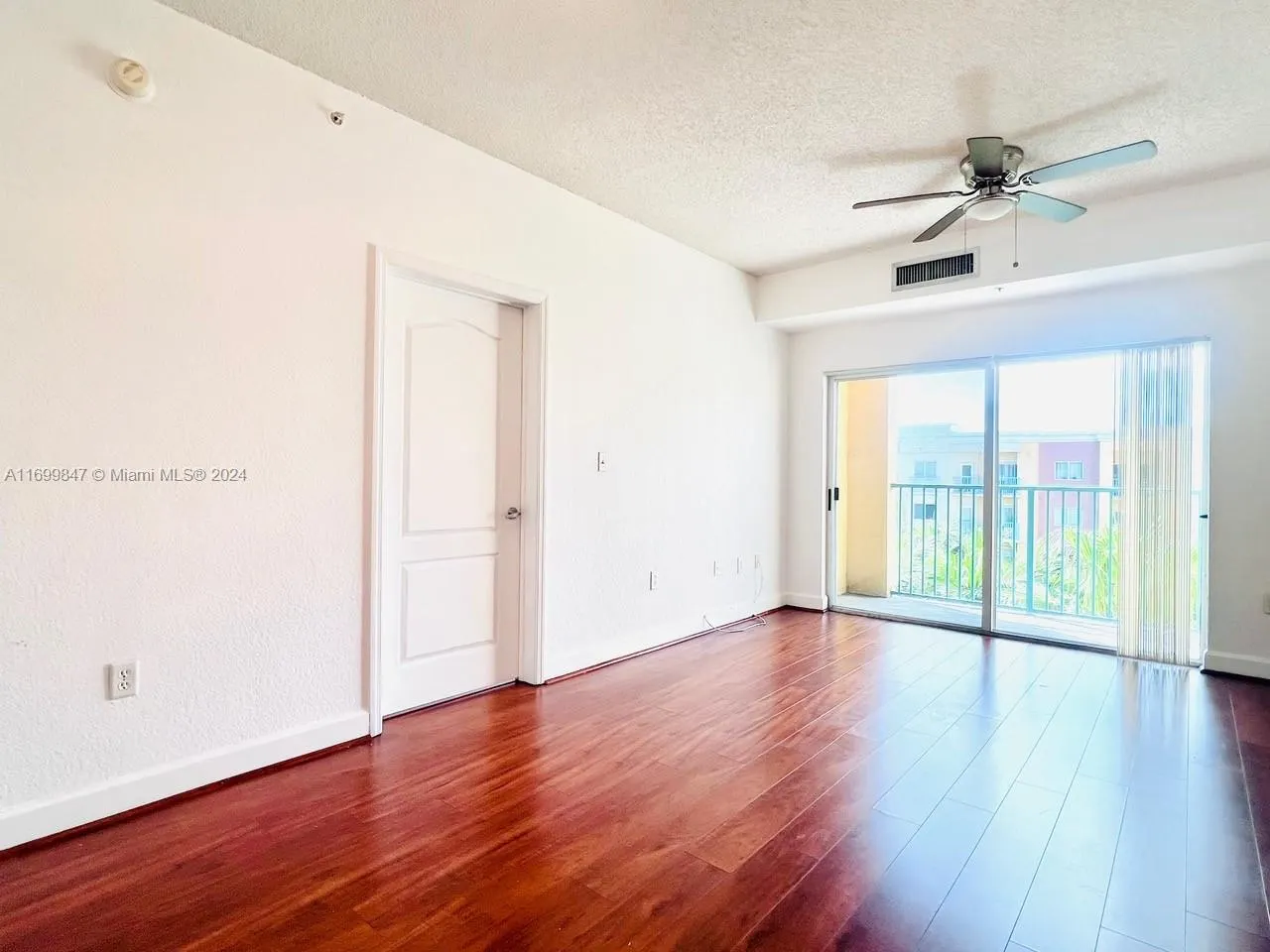 6001 SW 70th St, #650