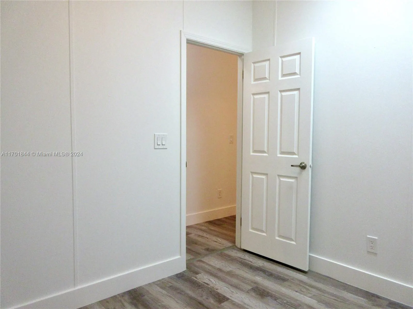 3200 Teakwood Ln