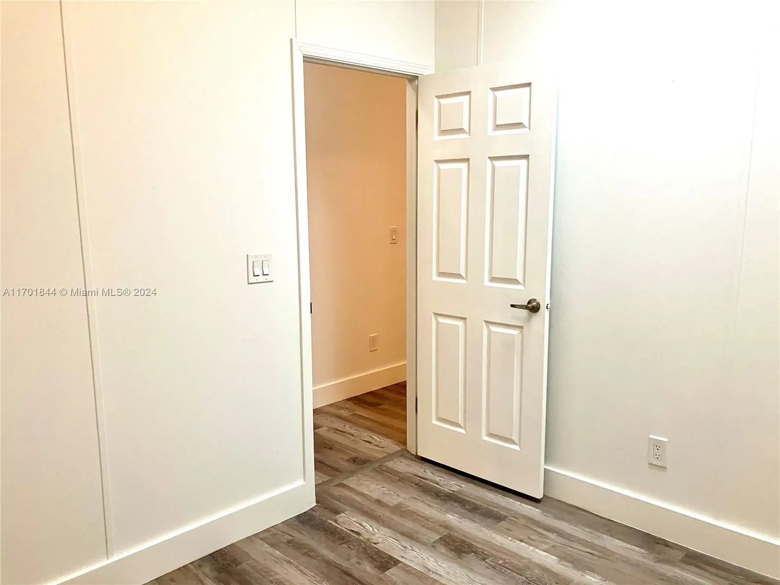 3200 Teakwood Ln