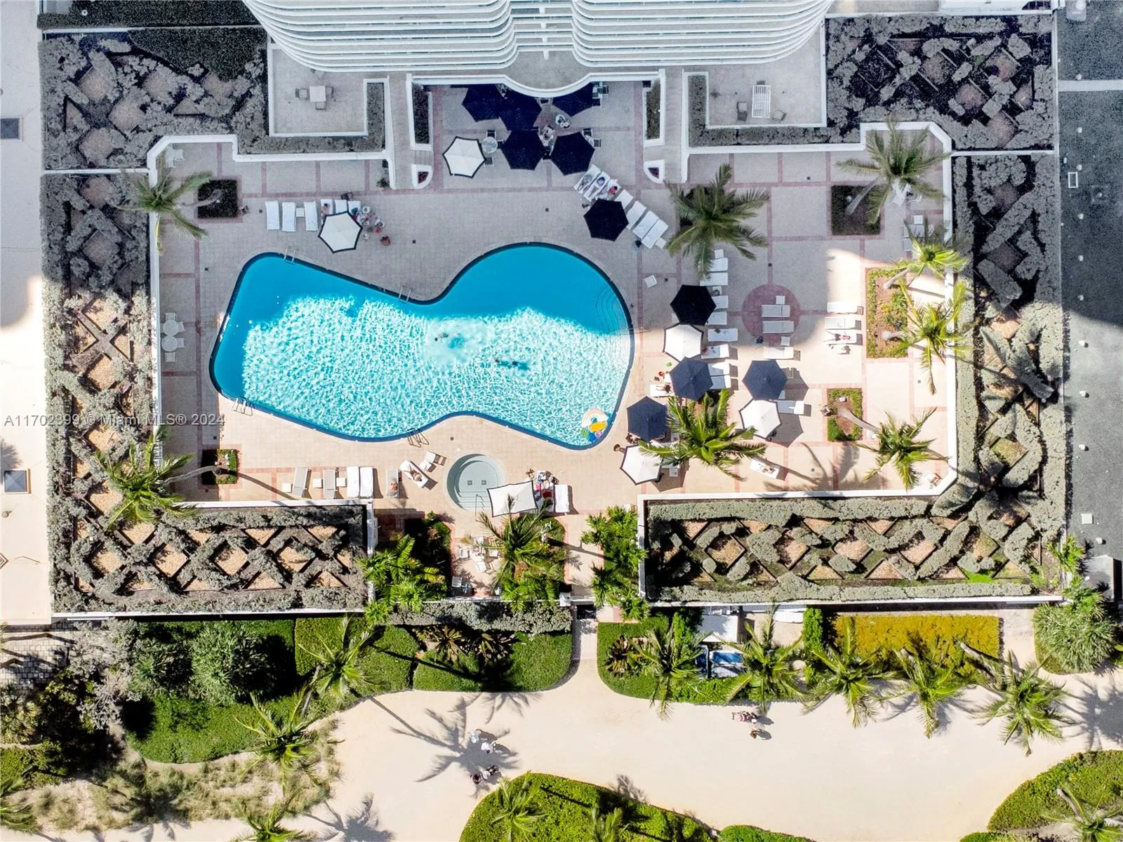 10101 Collins Ave, #7D