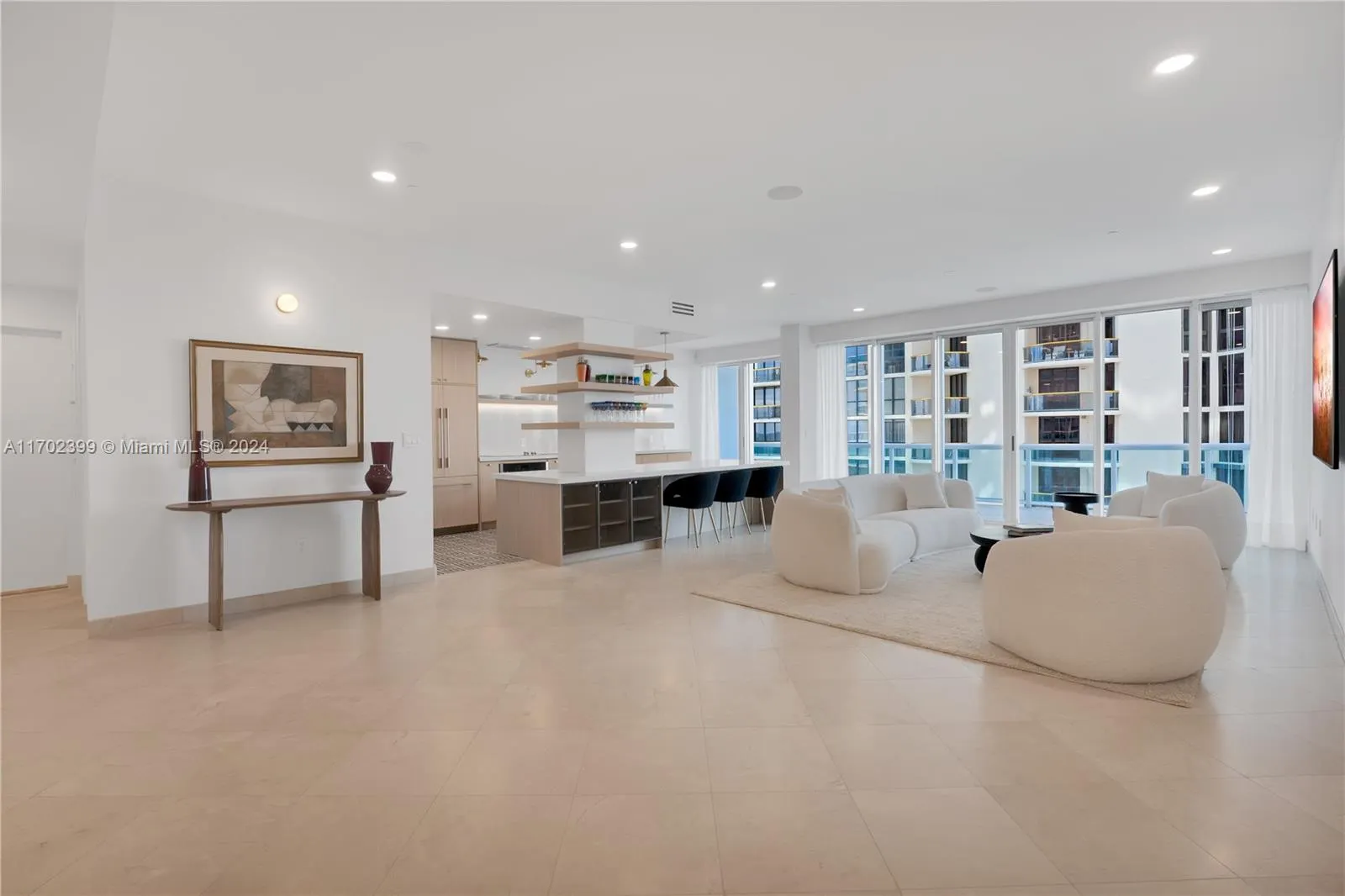 10101 Collins Ave, #7D