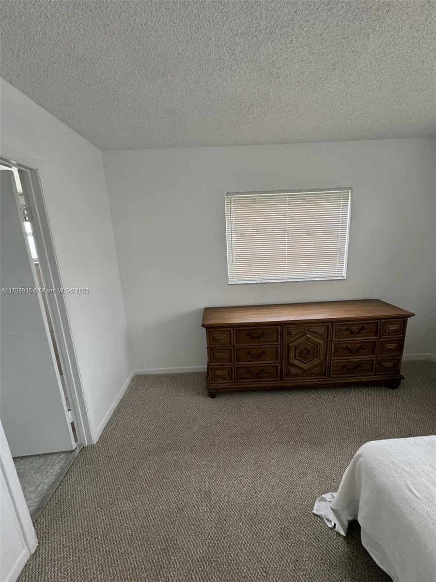 415 SE 11th Ter, #201