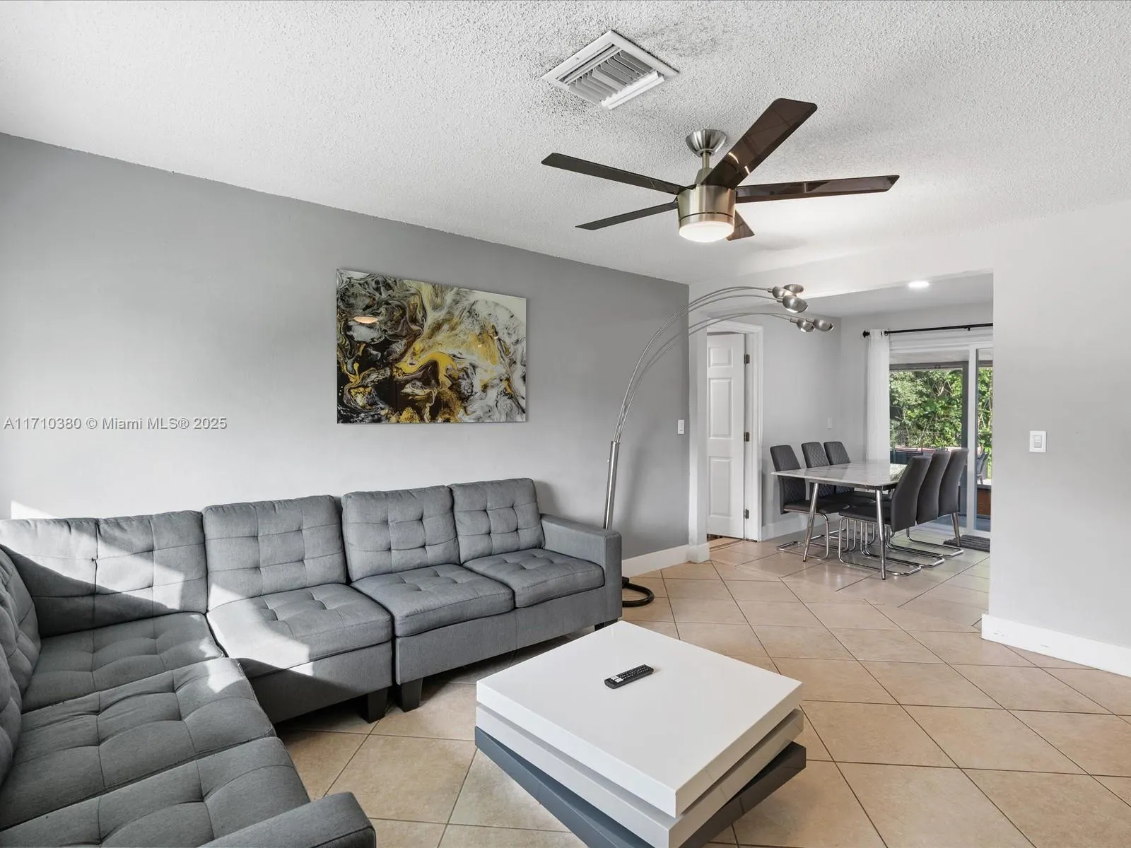 4255 SW 50th St