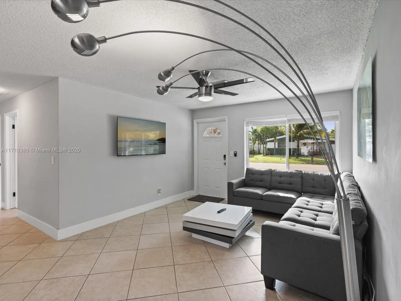 4255 SW 50th St