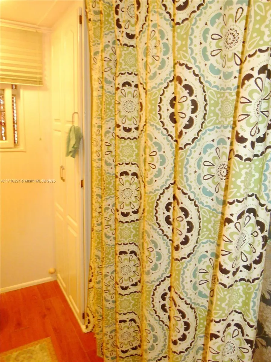 5 Shell Road, #5