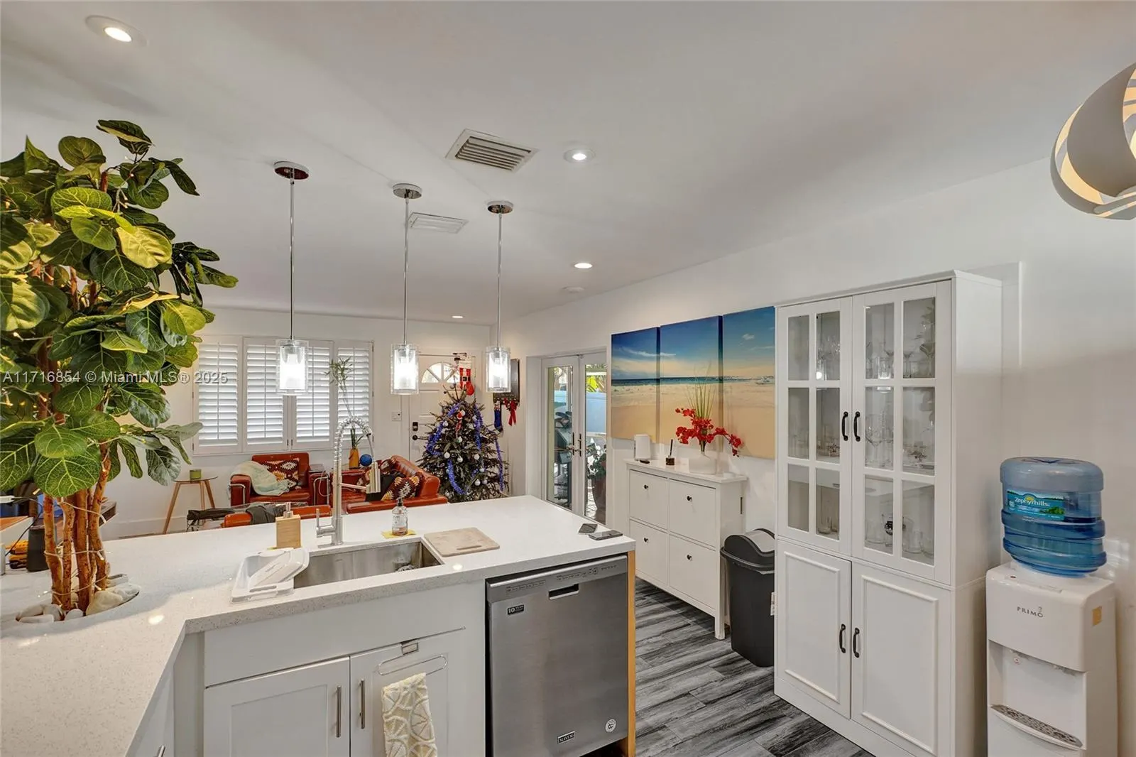 1441 NW 10th St