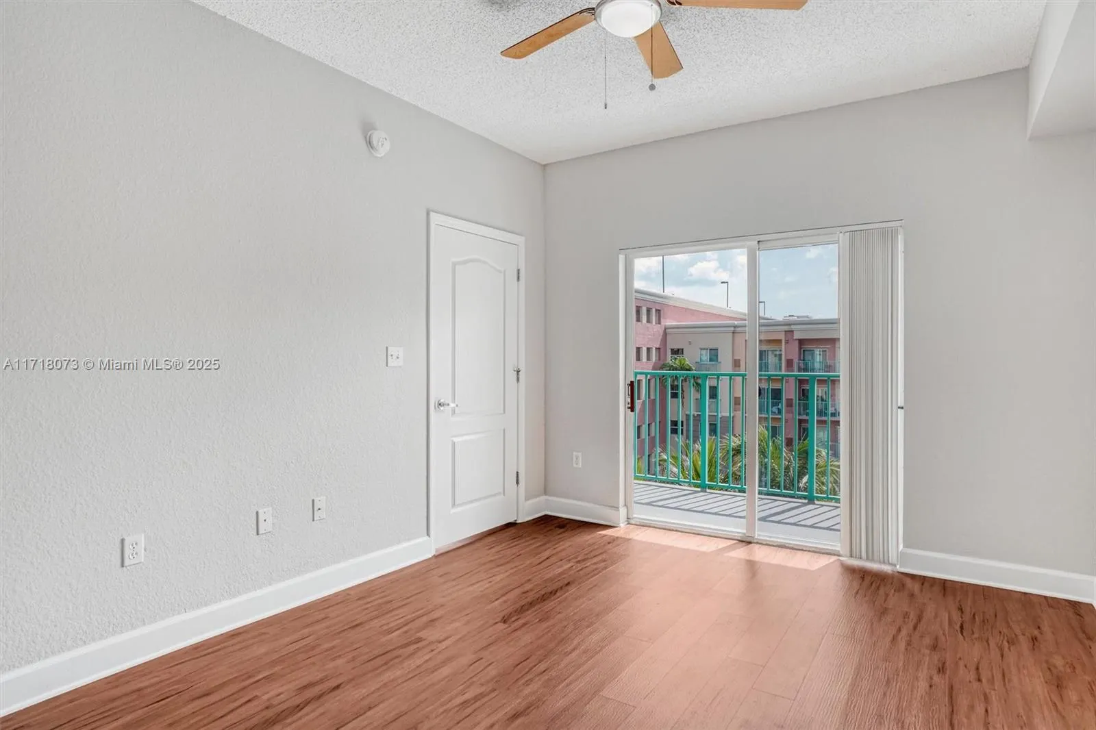 6001 SW 70th St, #640