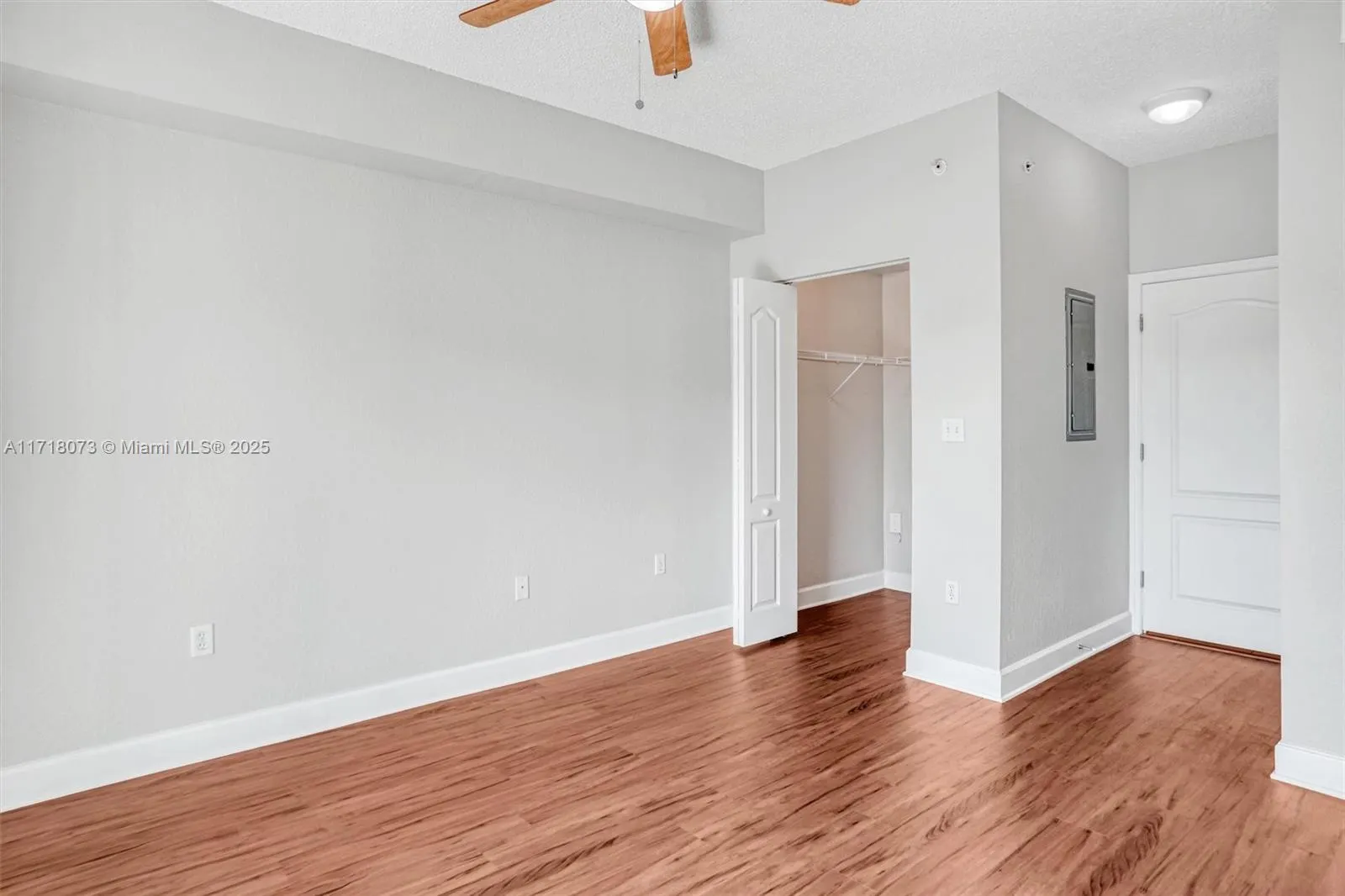 6001 SW 70th St, #640