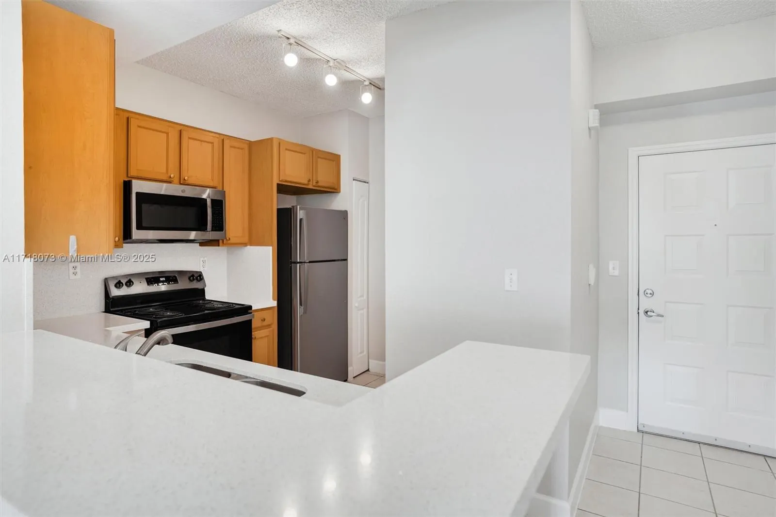 6001 SW 70th St, #640