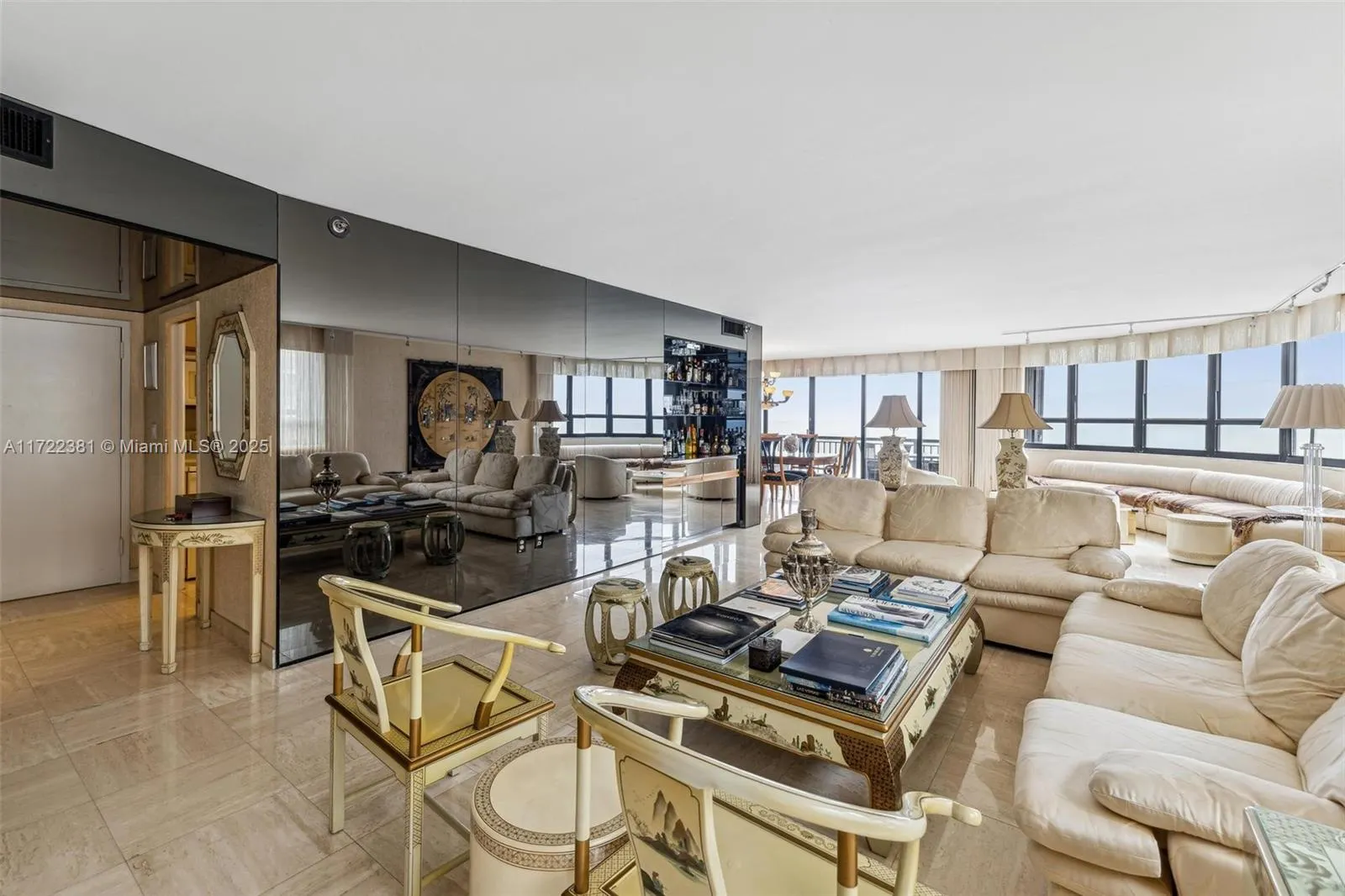 10175 Collins Ave, #1202
