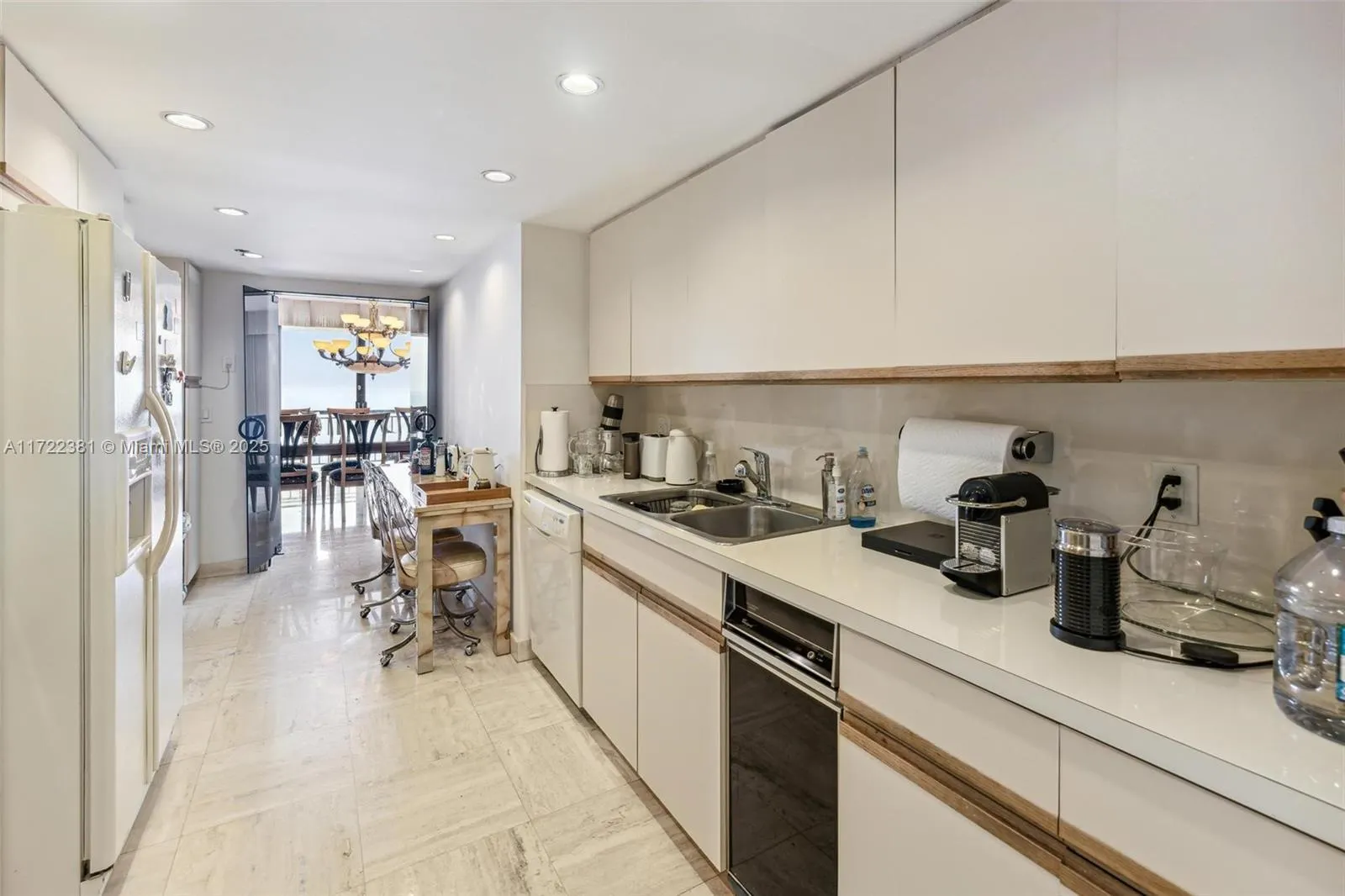 10175 Collins Ave, #1202