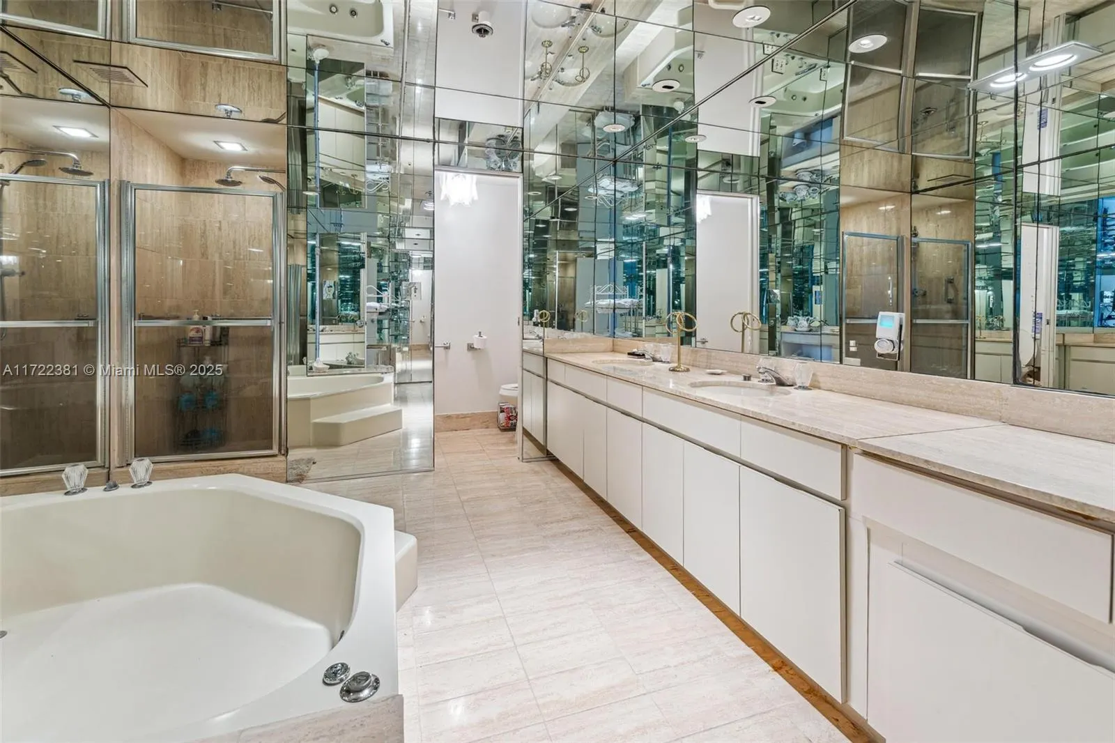10175 Collins Ave, #1202