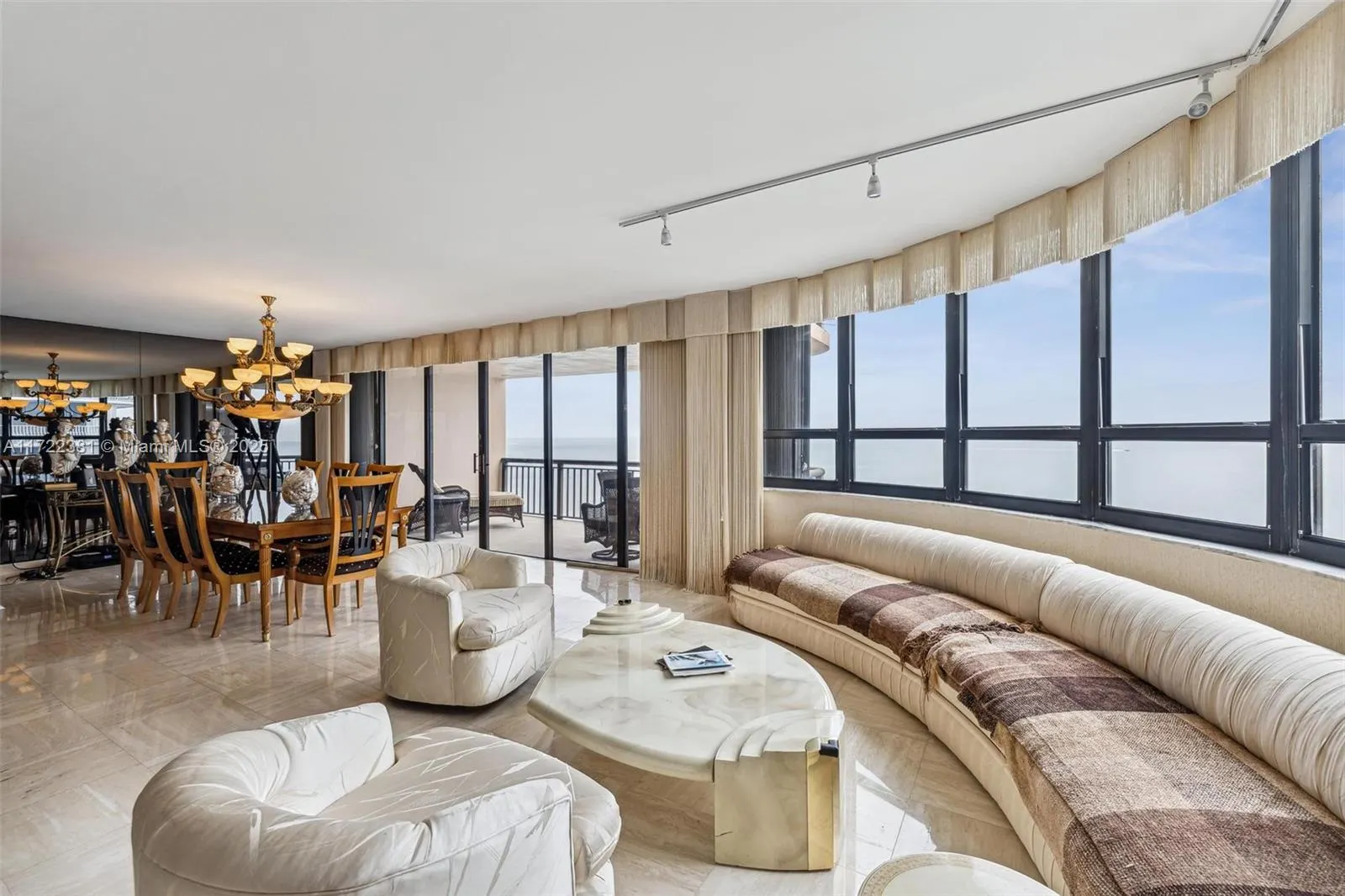 10175 Collins Ave, #1202
