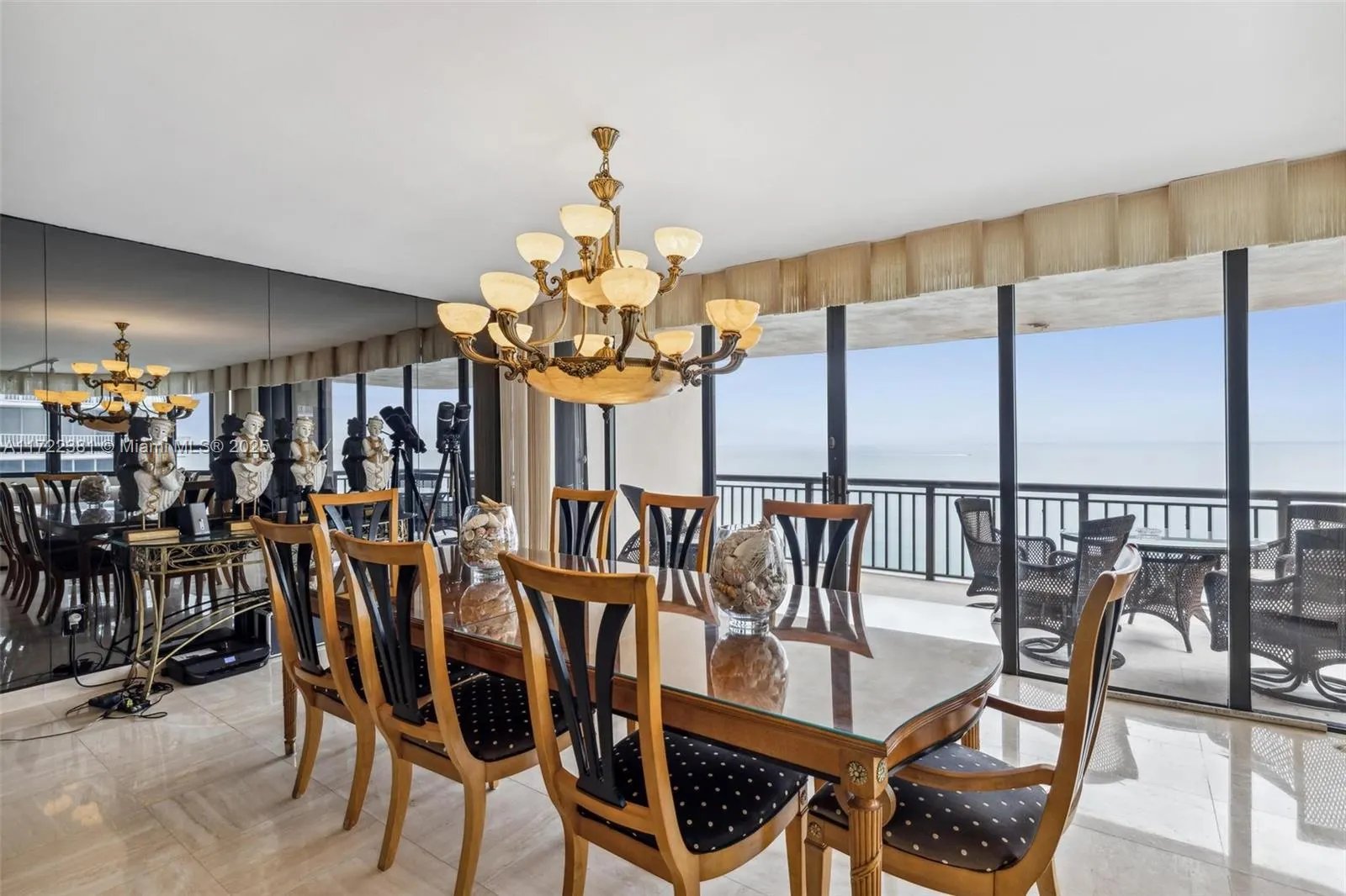 10175 Collins Ave, #1202