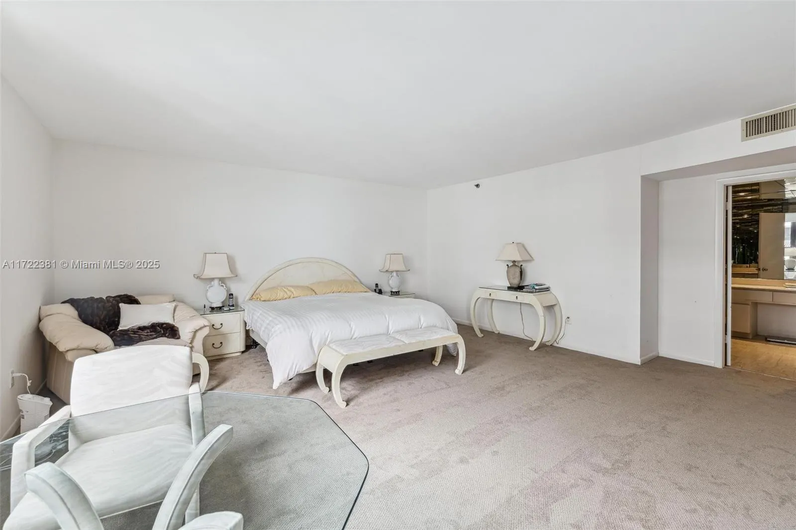 10175 Collins Ave, #1202