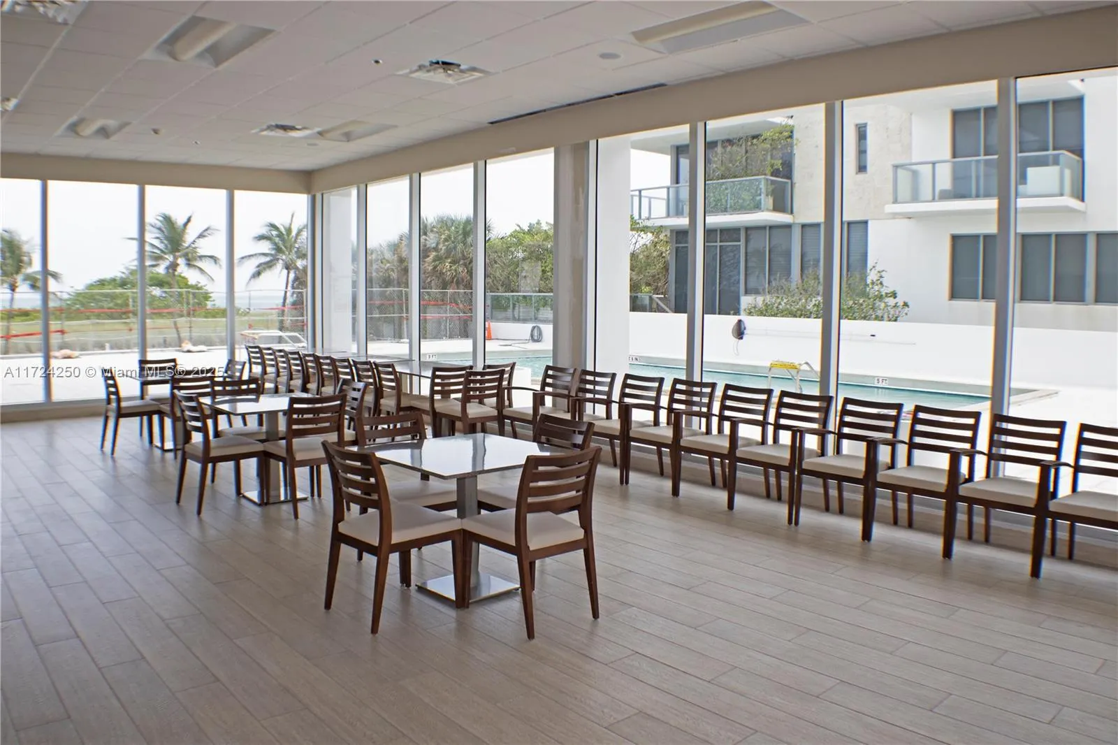 9511 Collins Ave, #1108