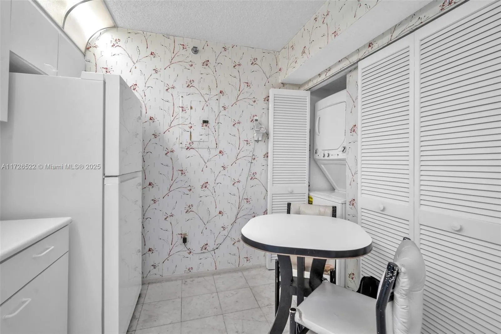9341 Collins Ave, #1205