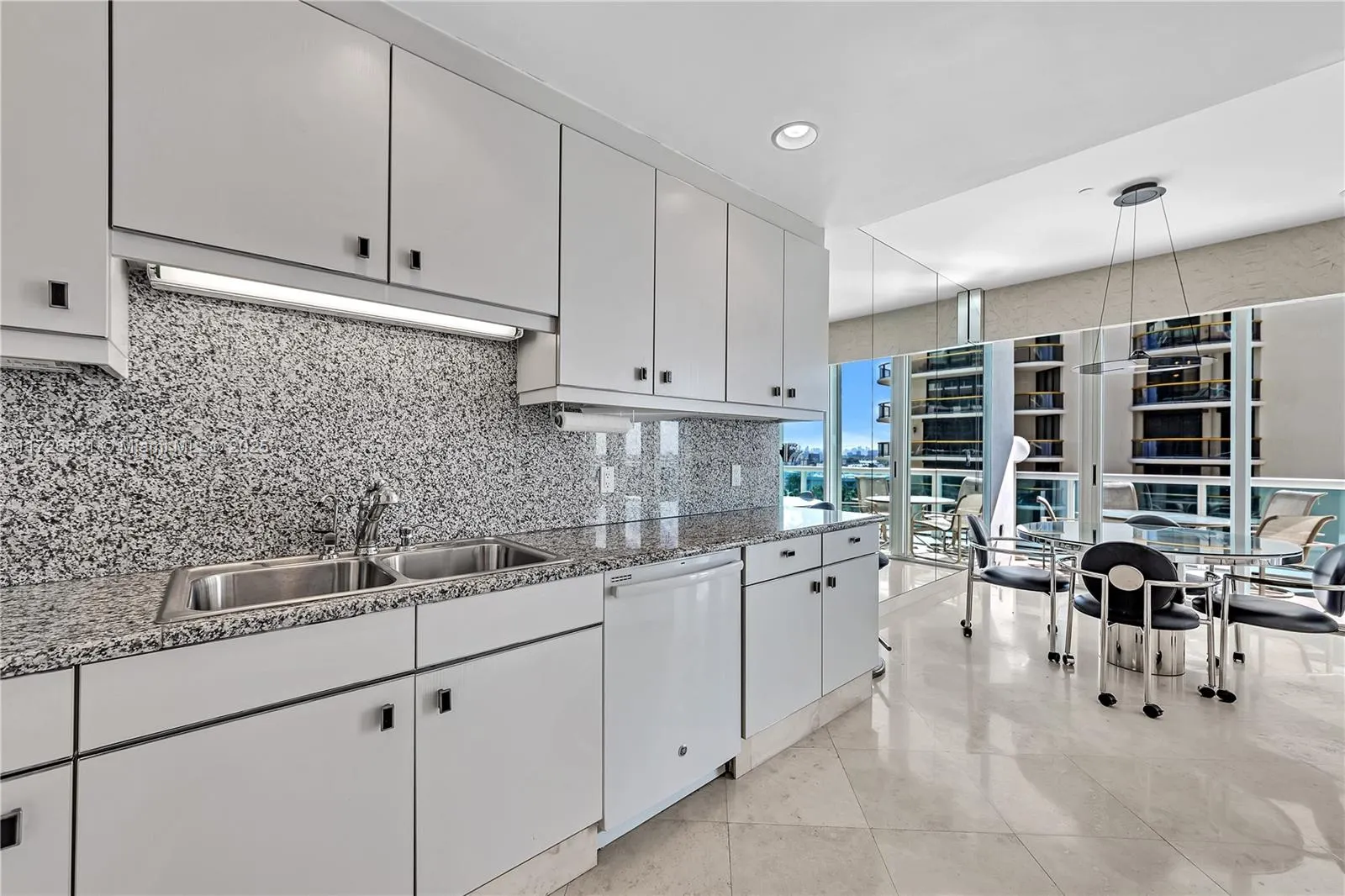 10101 Collins Ave, #11D+cabana
