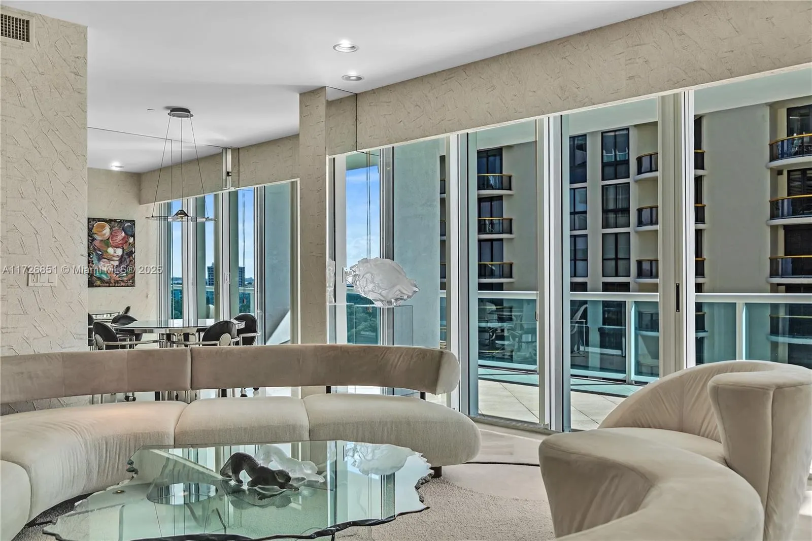 10101 Collins Ave, #11D+cabana