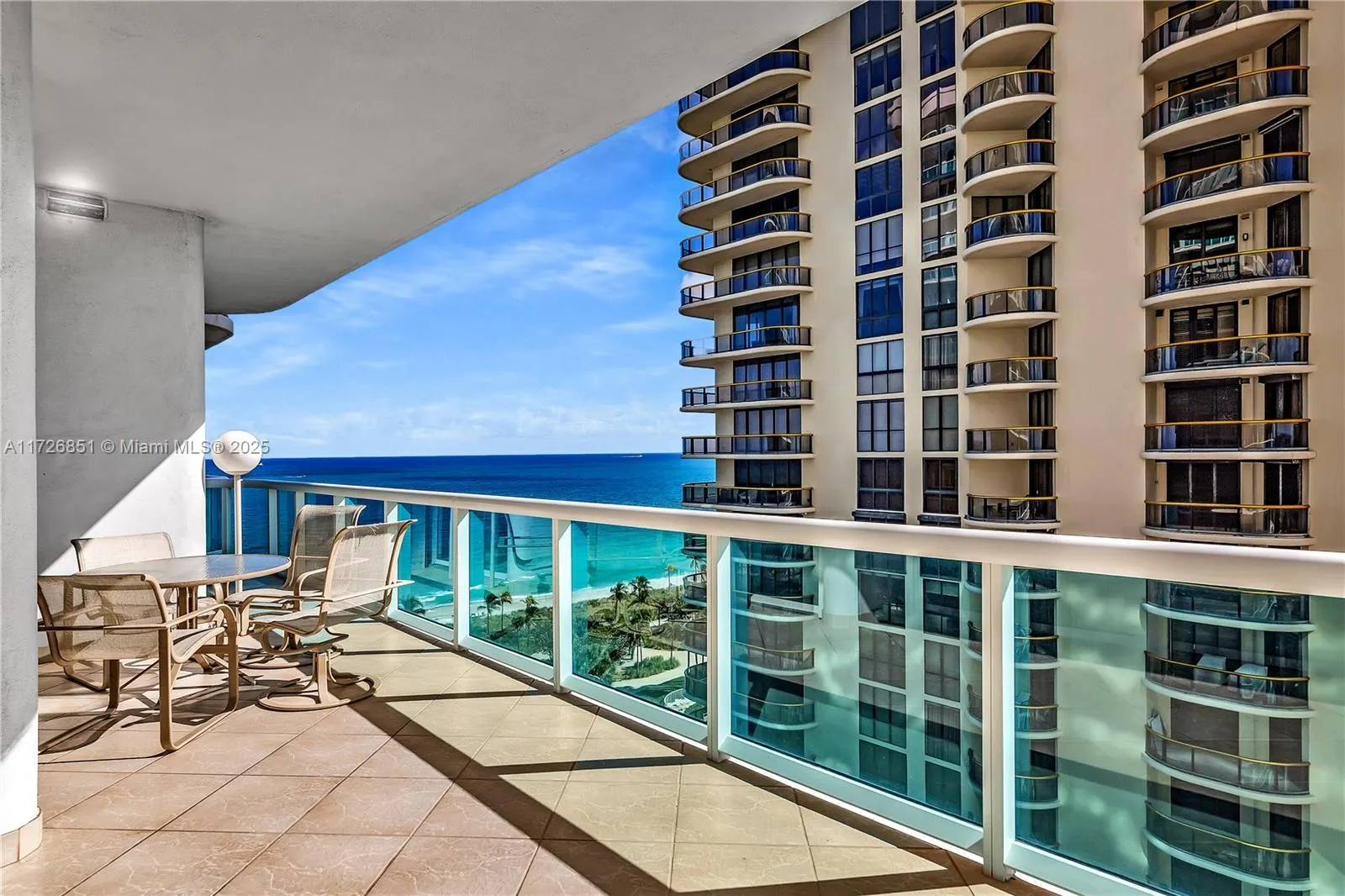 10101 Collins Ave, #11D+cabana