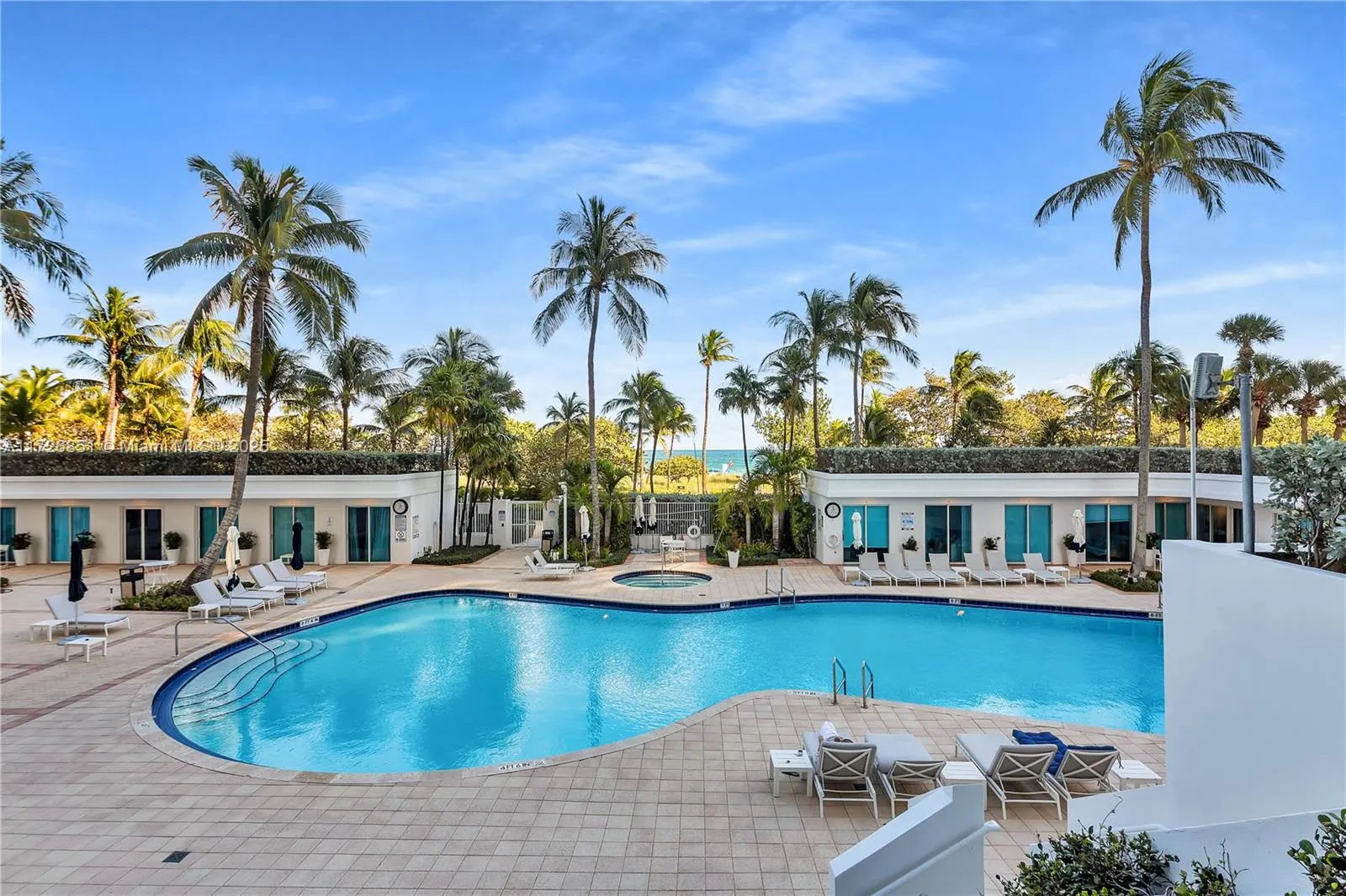 10101 Collins Ave, #11D+cabana