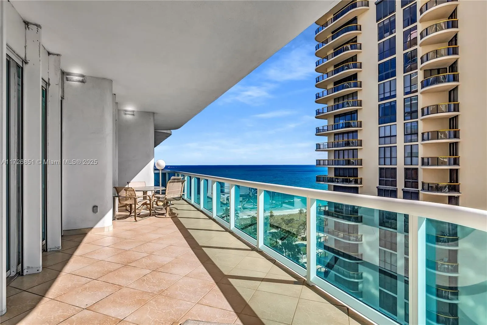 10101 Collins Ave, #11D+cabana