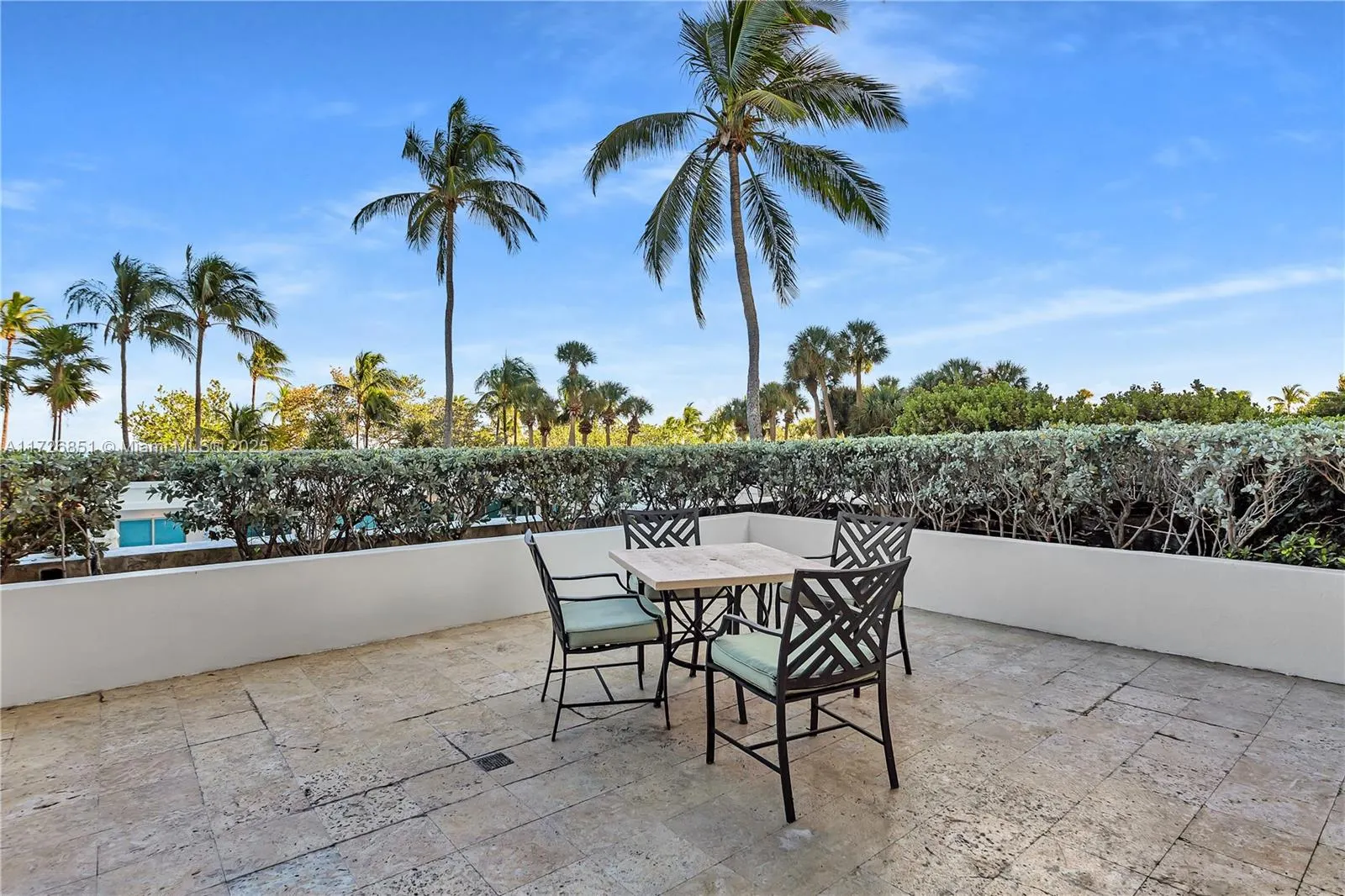 10101 Collins Ave, #11D+cabana