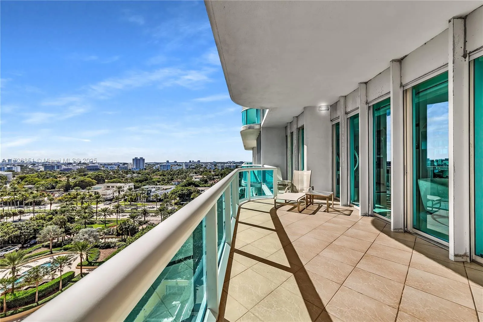 10101 Collins Ave, #11D+cabana
