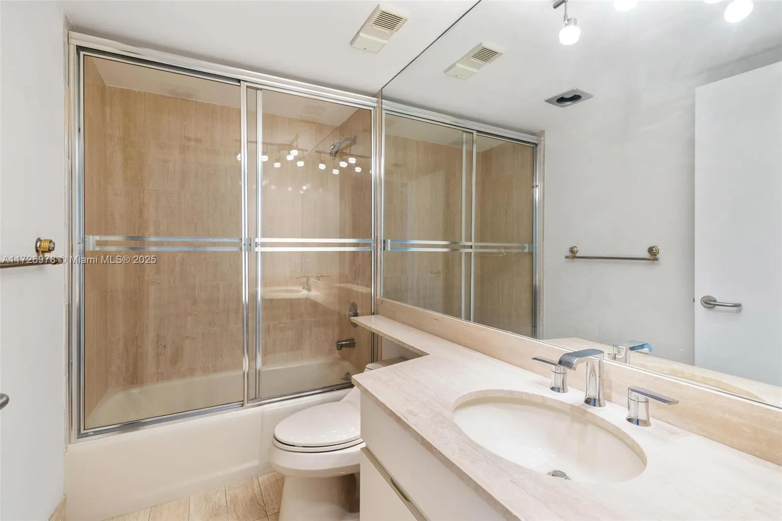 10175 Collins Ave, #502