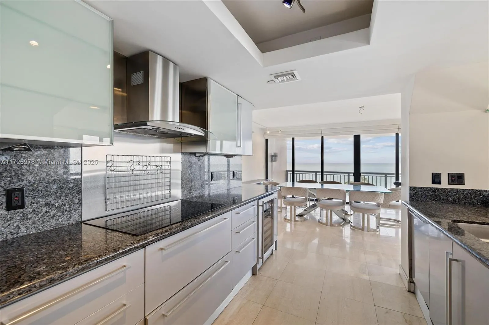 10175 Collins Ave, #502