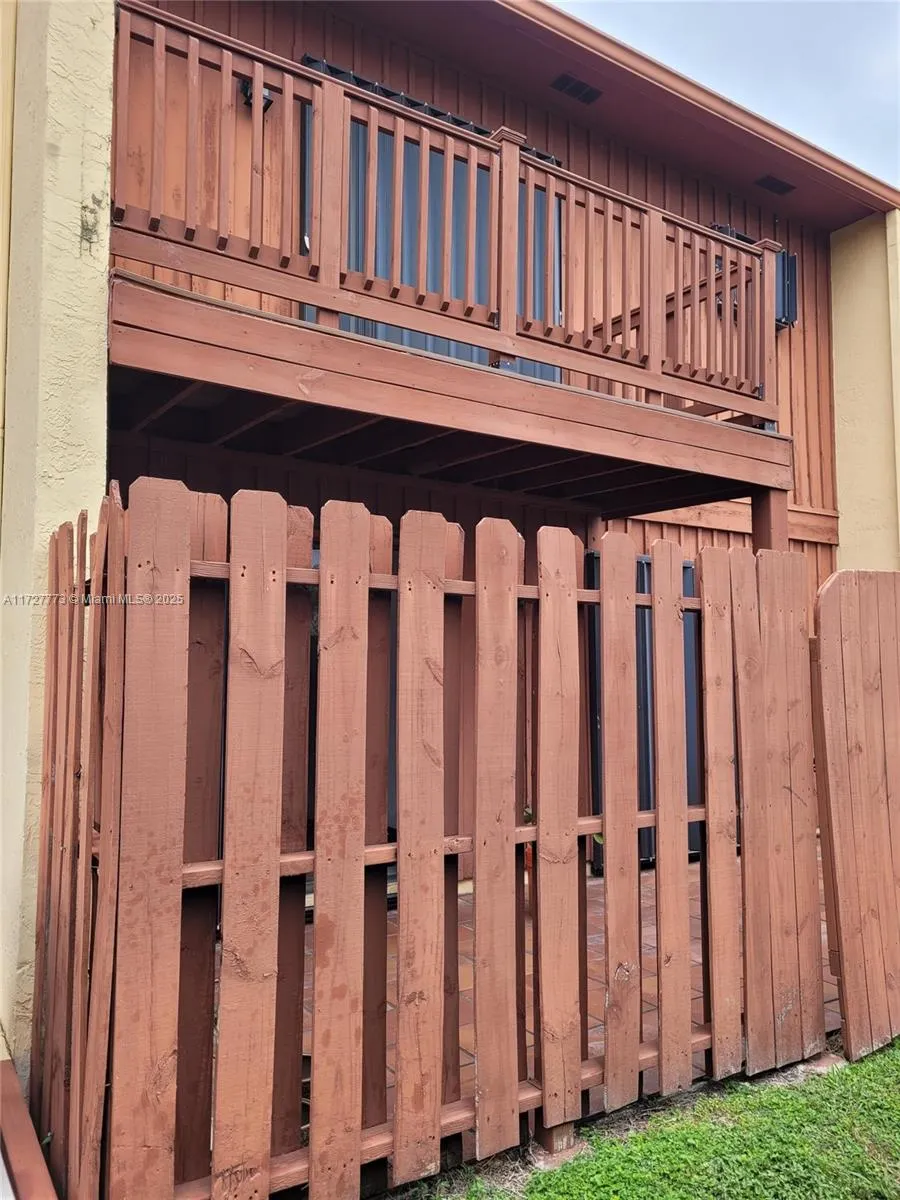 406 SE 14th St