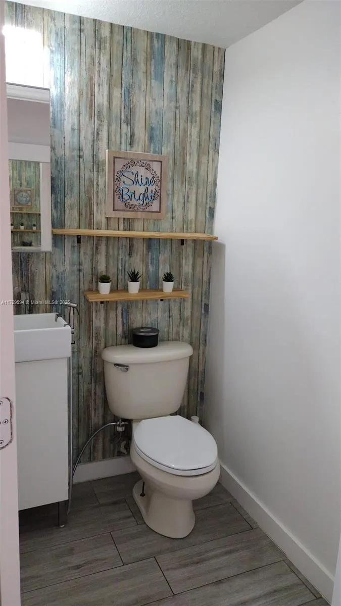 4938 Windward Way, #1304