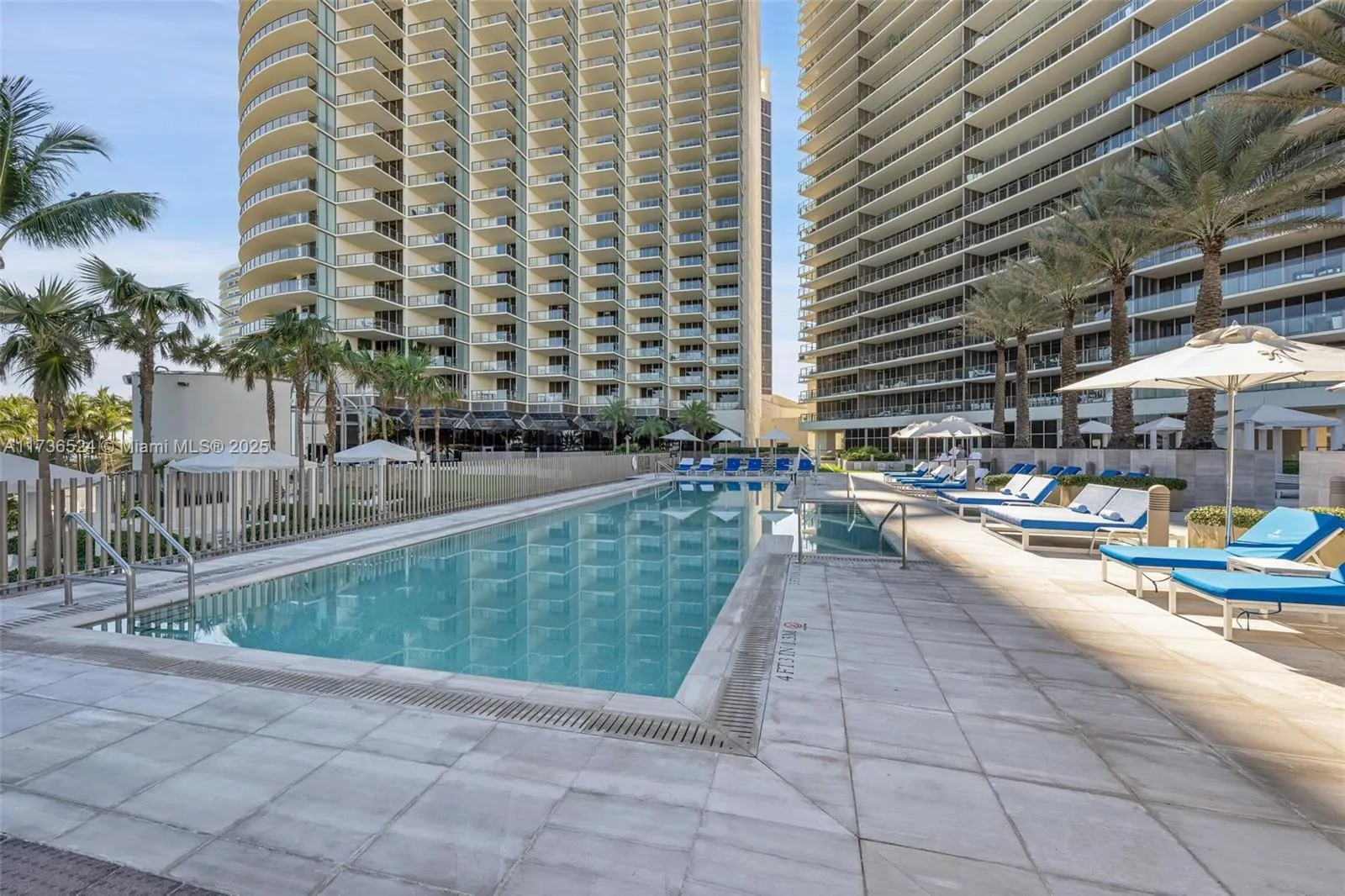9705 Collins Ave, #404N