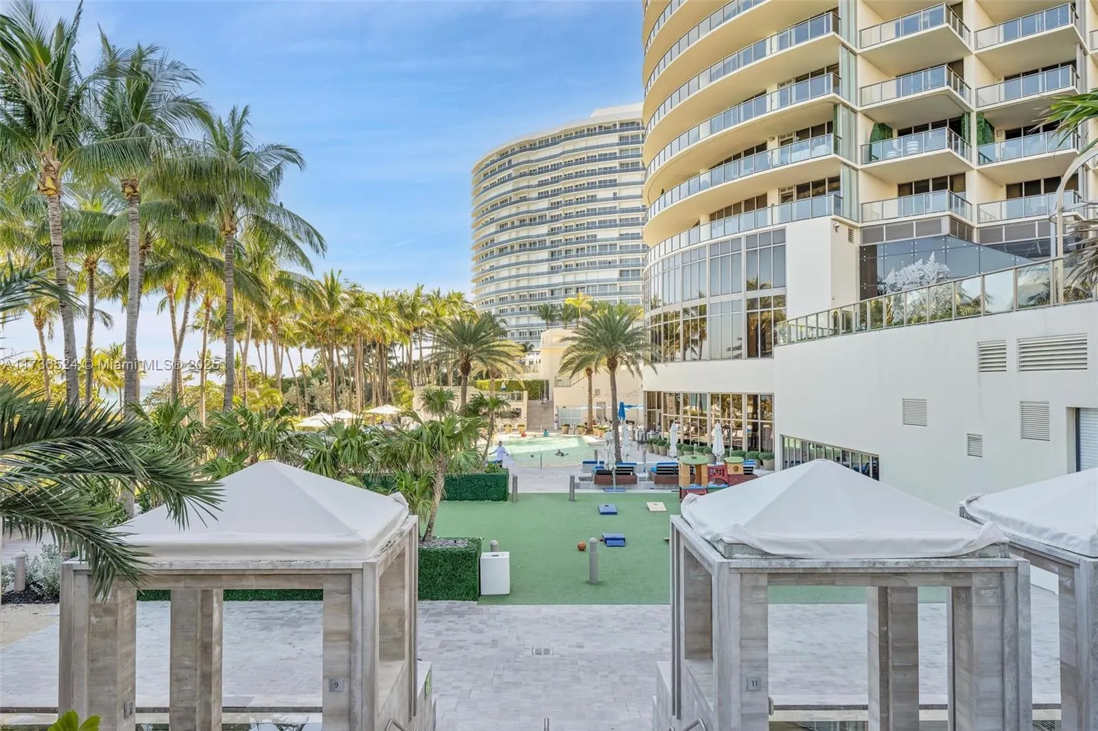 9705 Collins Ave, #404N