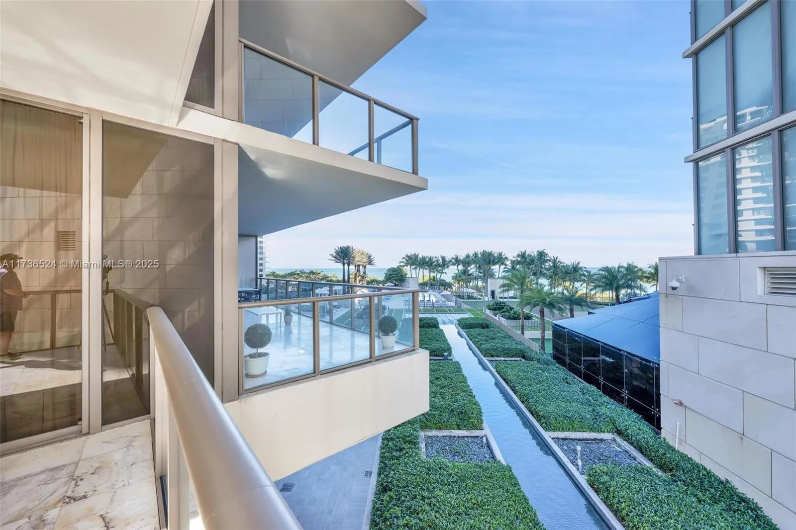 9705 Collins Ave, #404N