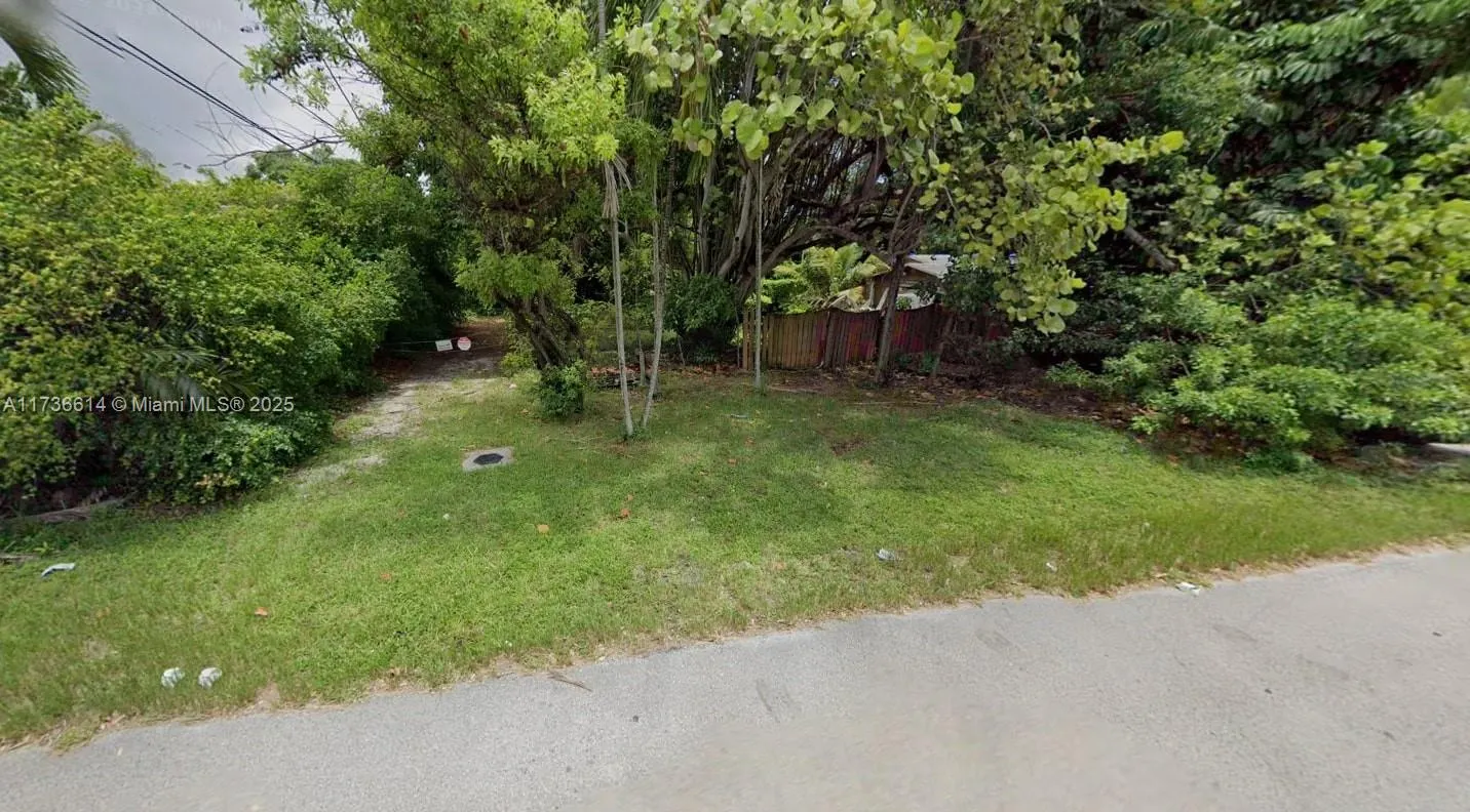 2361 SW 45th St