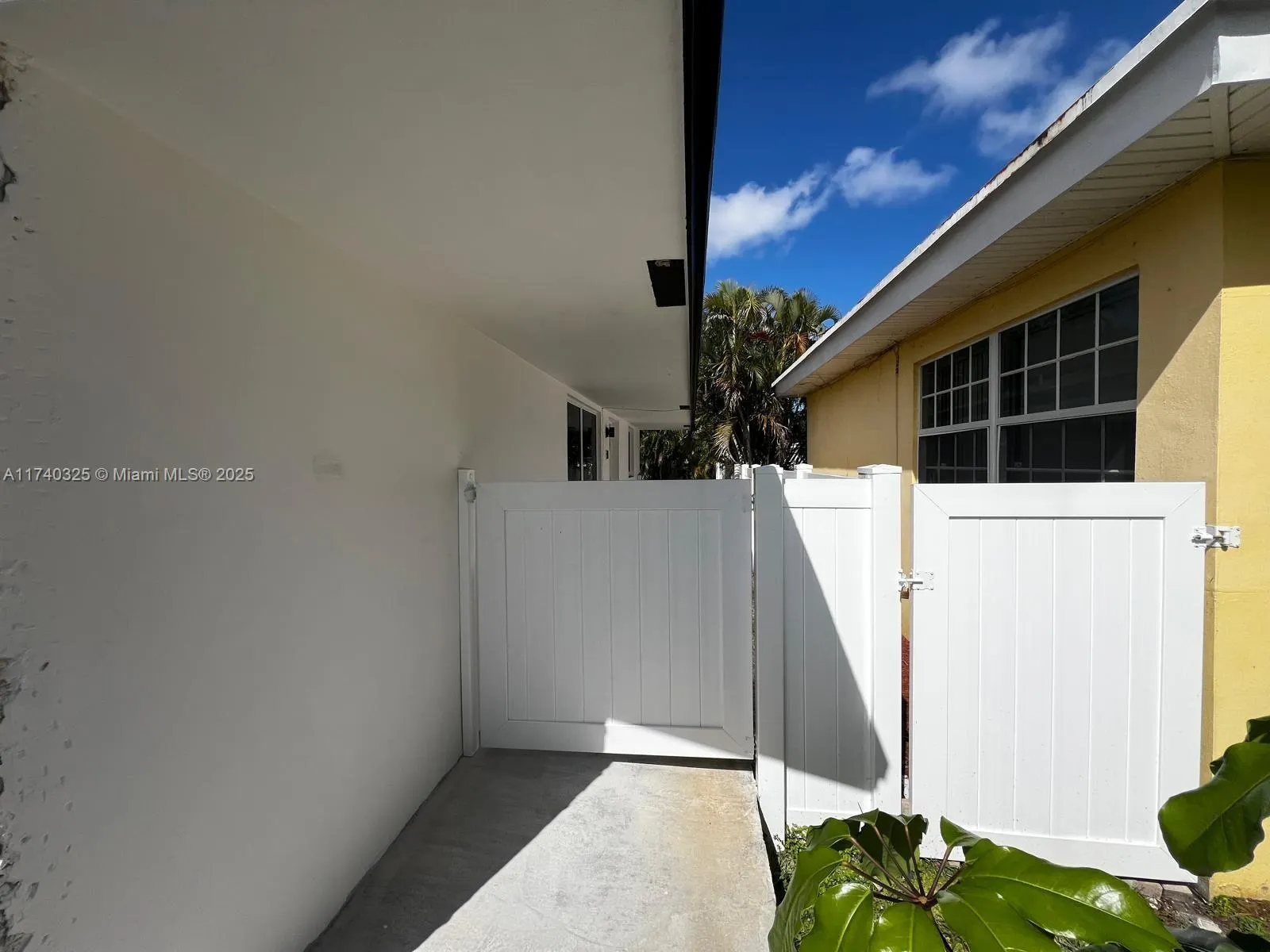 222 SW 8th St