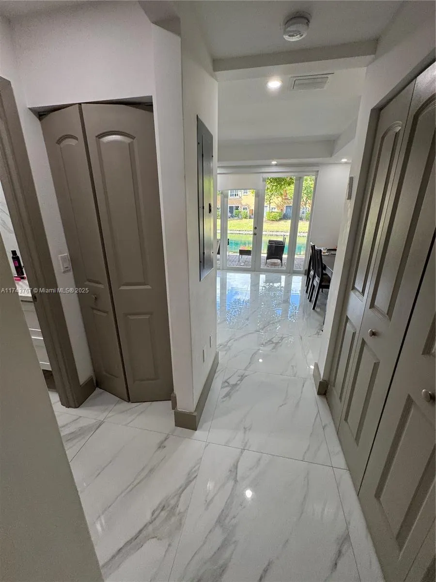 4957 Tradewinds Ter, #704