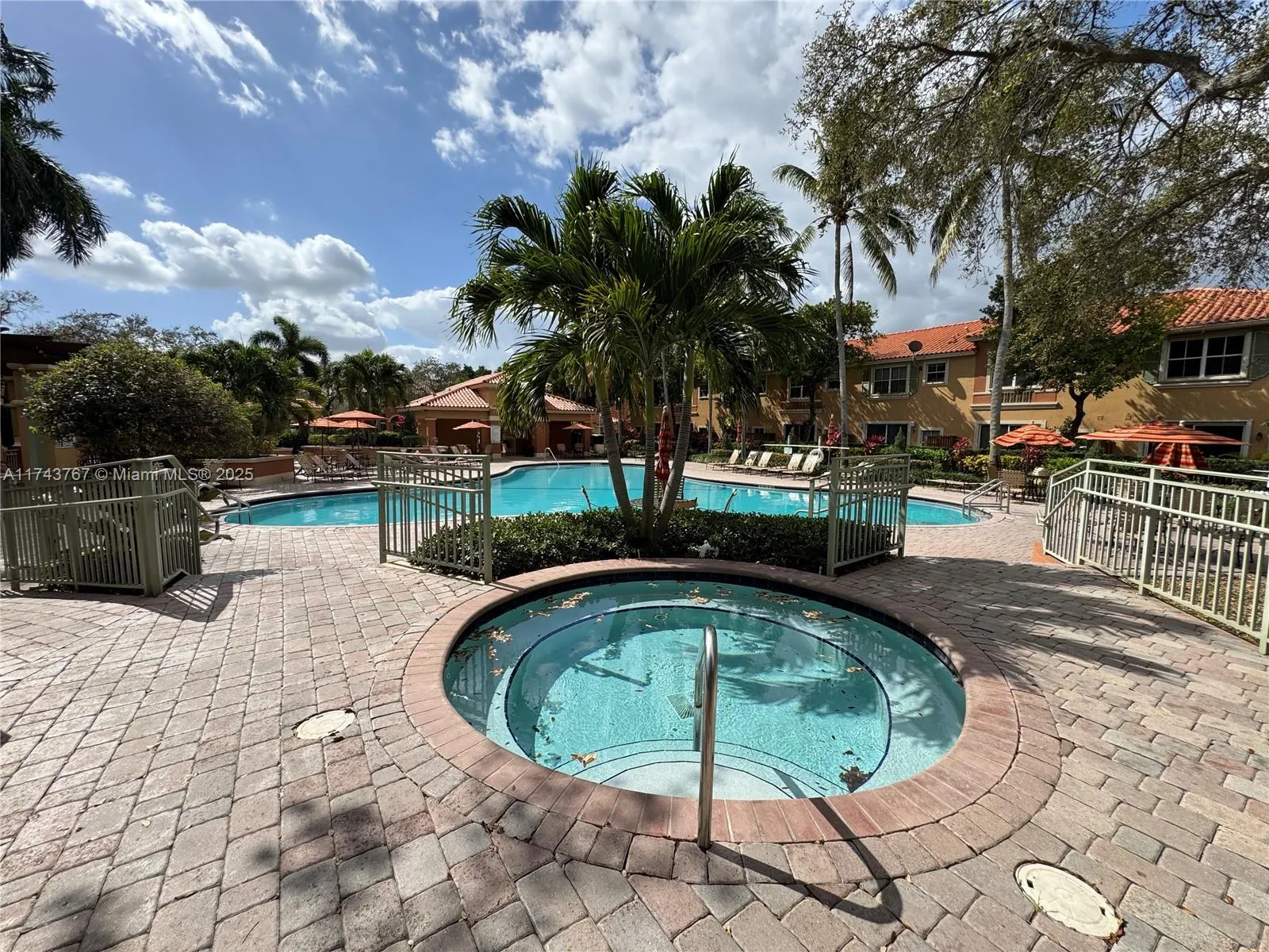 4957 Tradewinds Ter, #704