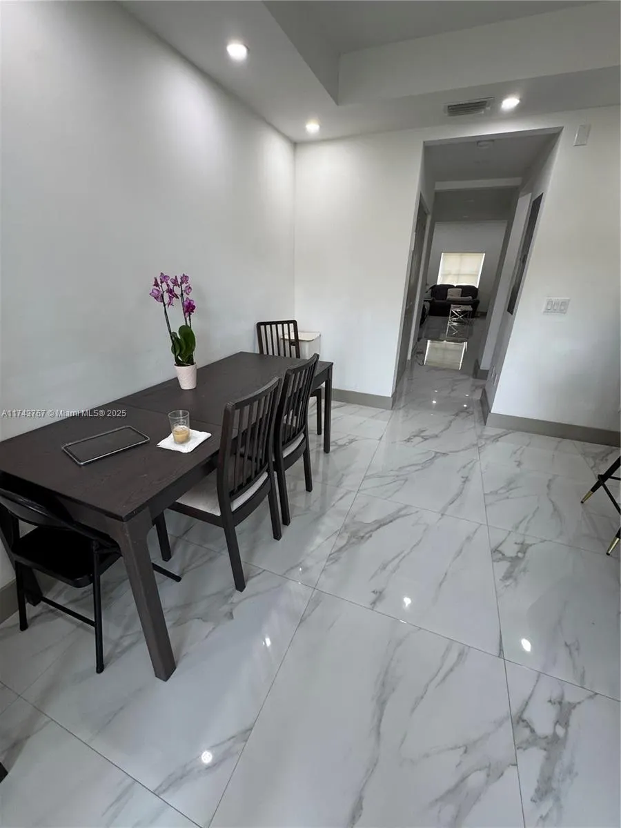 4957 Tradewinds Ter, #704