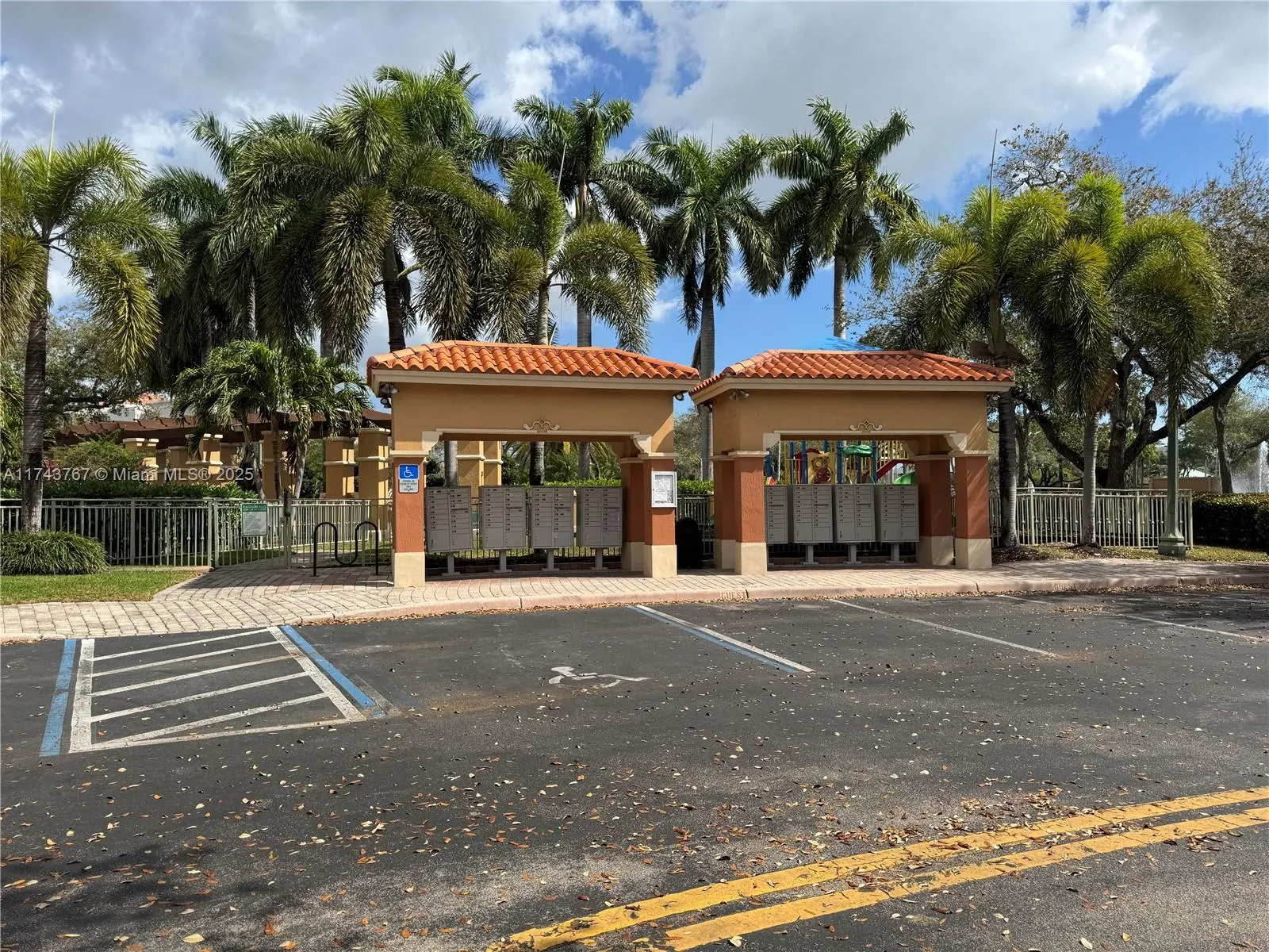 4957 Tradewinds Ter, #704