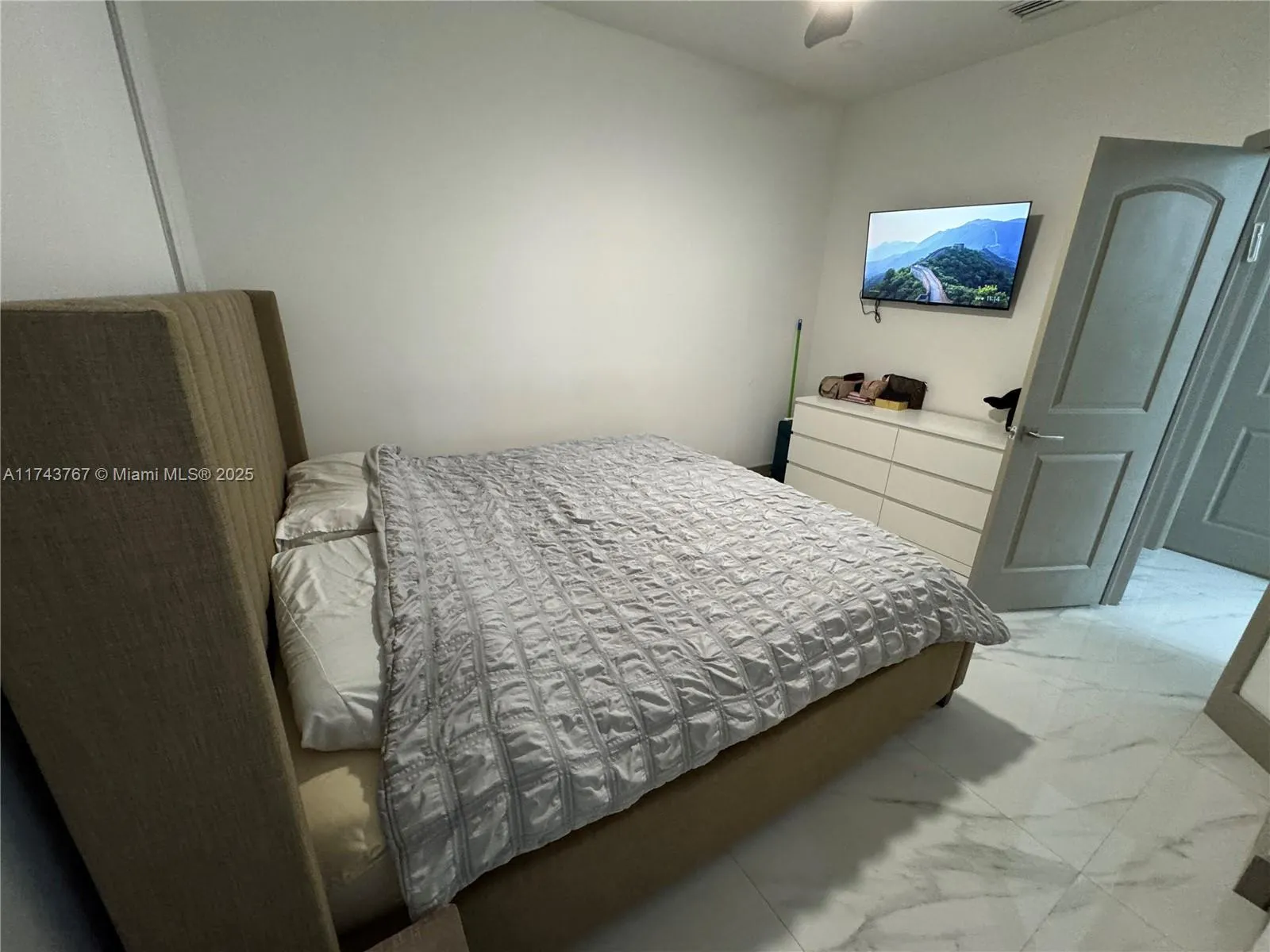 4957 Tradewinds Ter, #704
