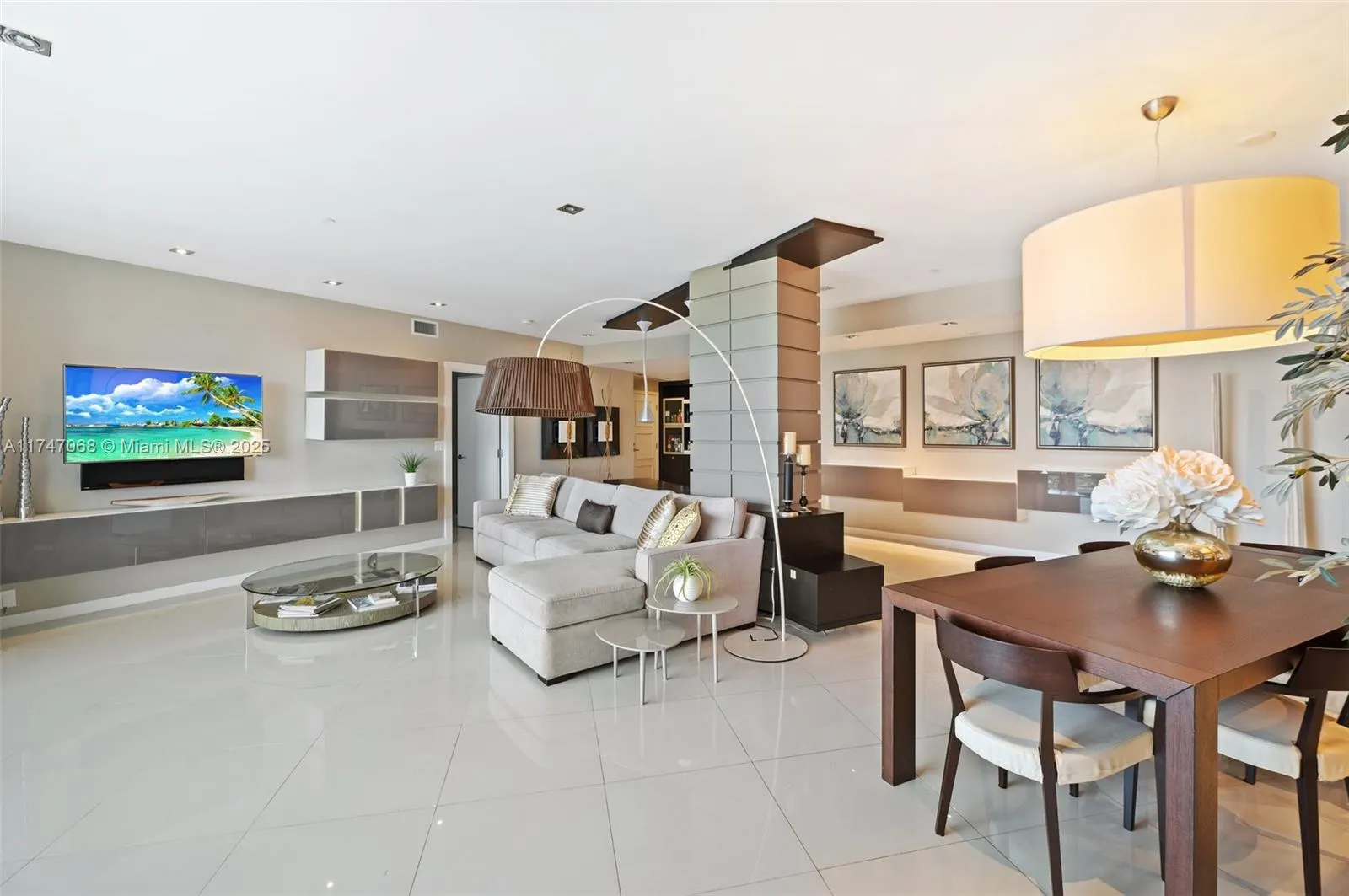9601 Collins Ave, #1208
