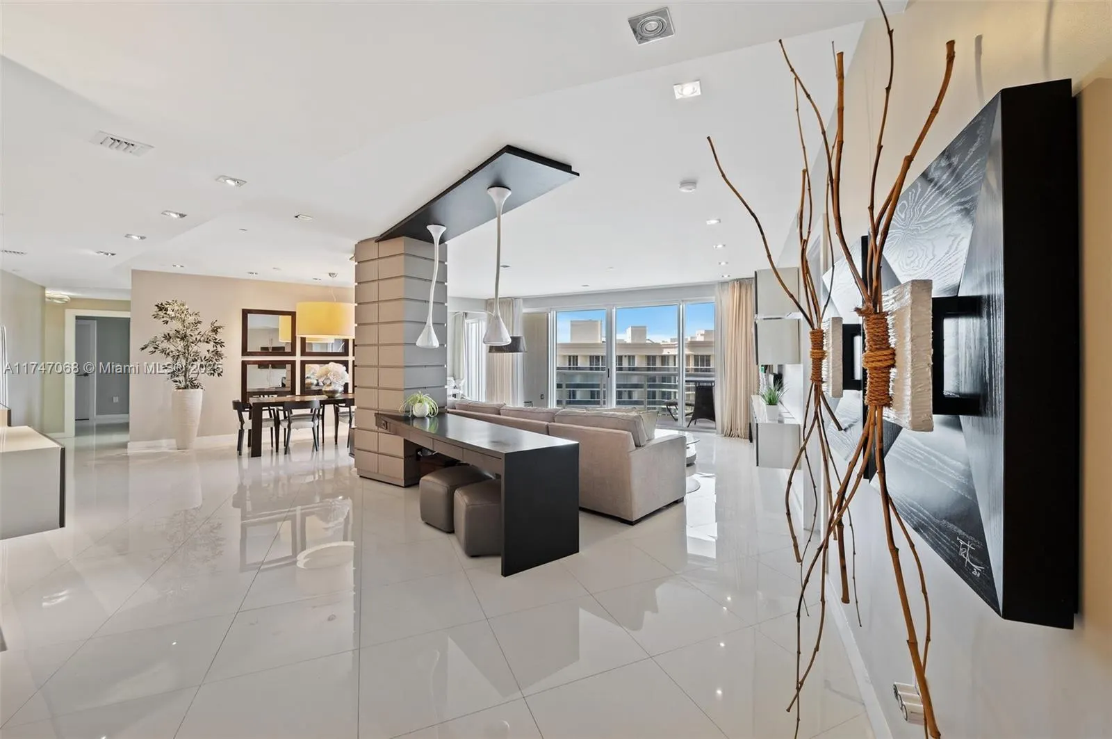 9601 Collins Ave, #1208