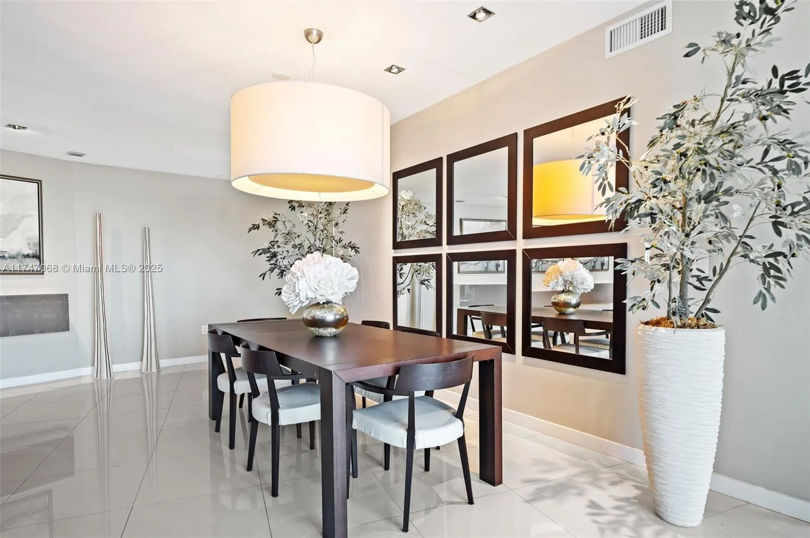 9601 Collins Ave, #1208