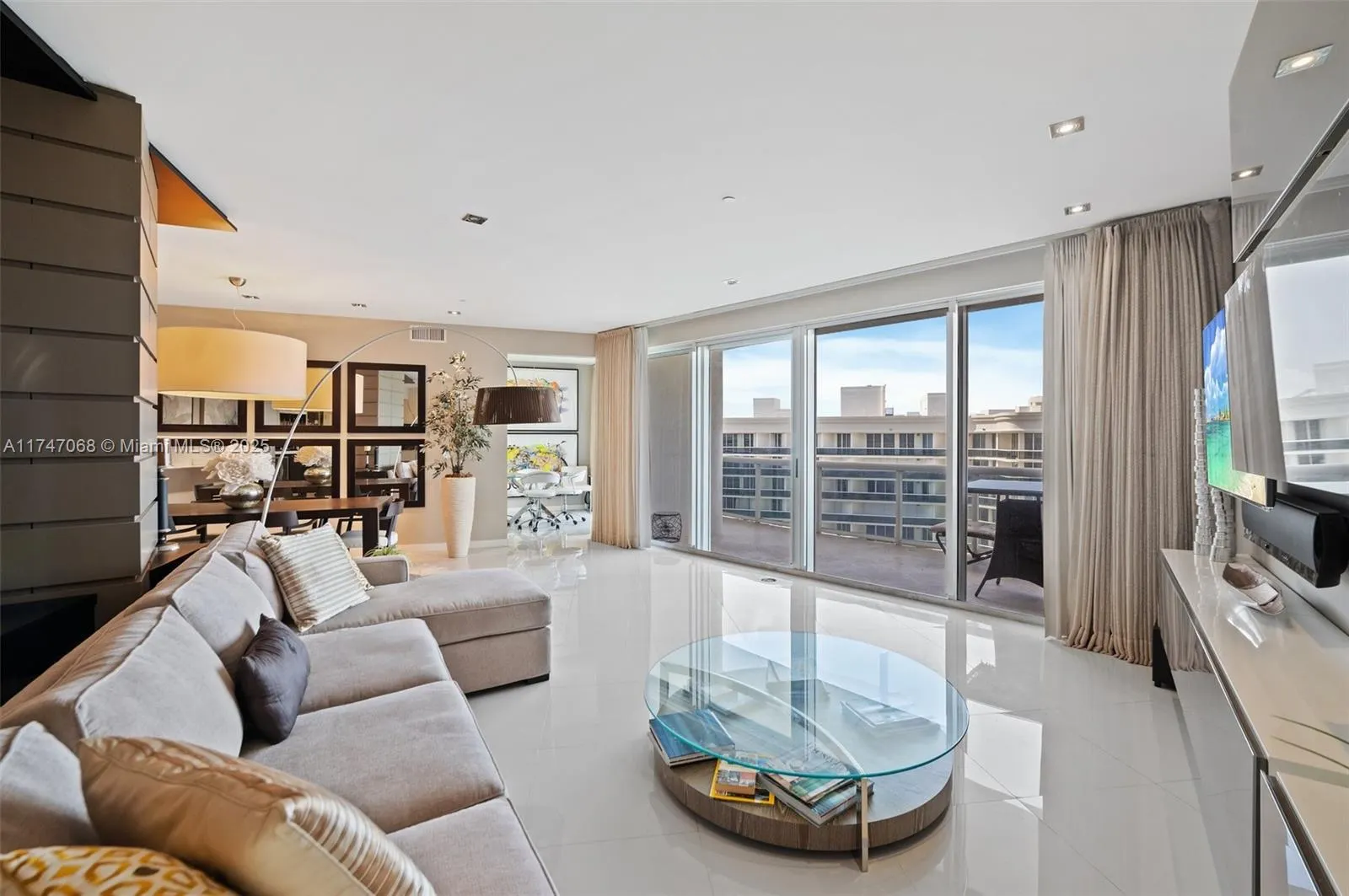9601 Collins Ave, #1208