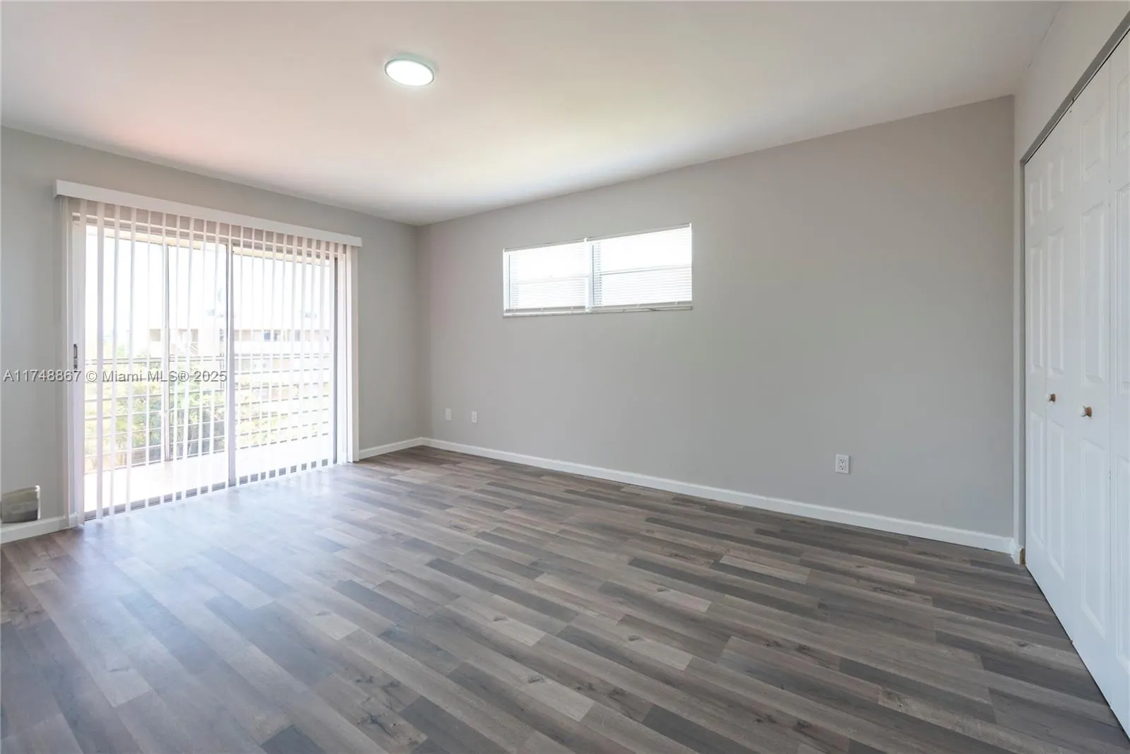 4111 Stirling Rd, #509